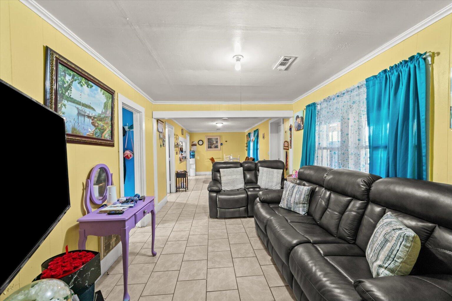 102 Glaze Drive Property Photo 11