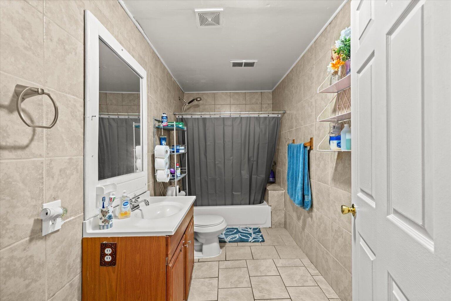 102 Glaze Drive Property Photo 20
