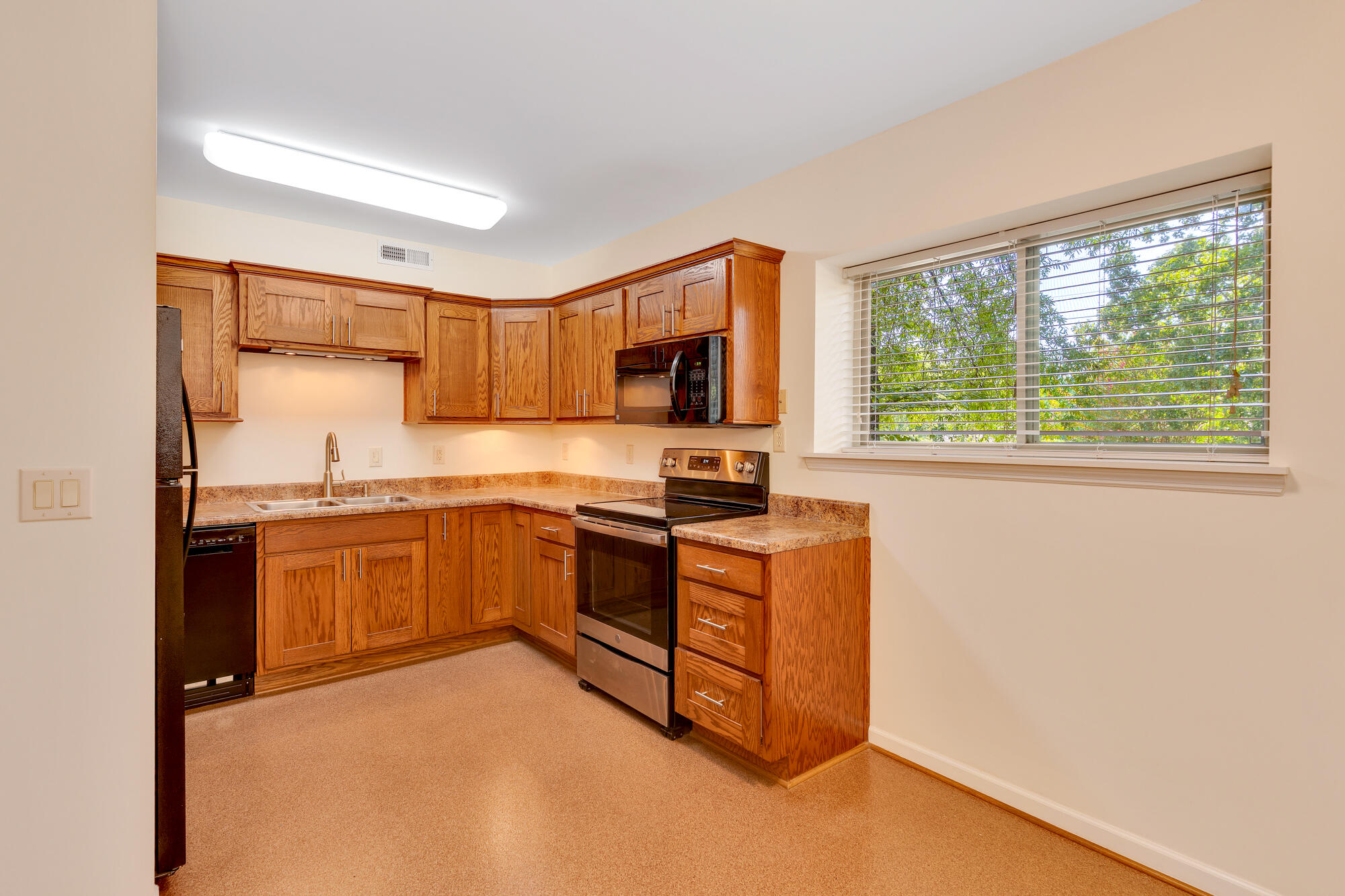 3625 Bennett Road Property Photo 4