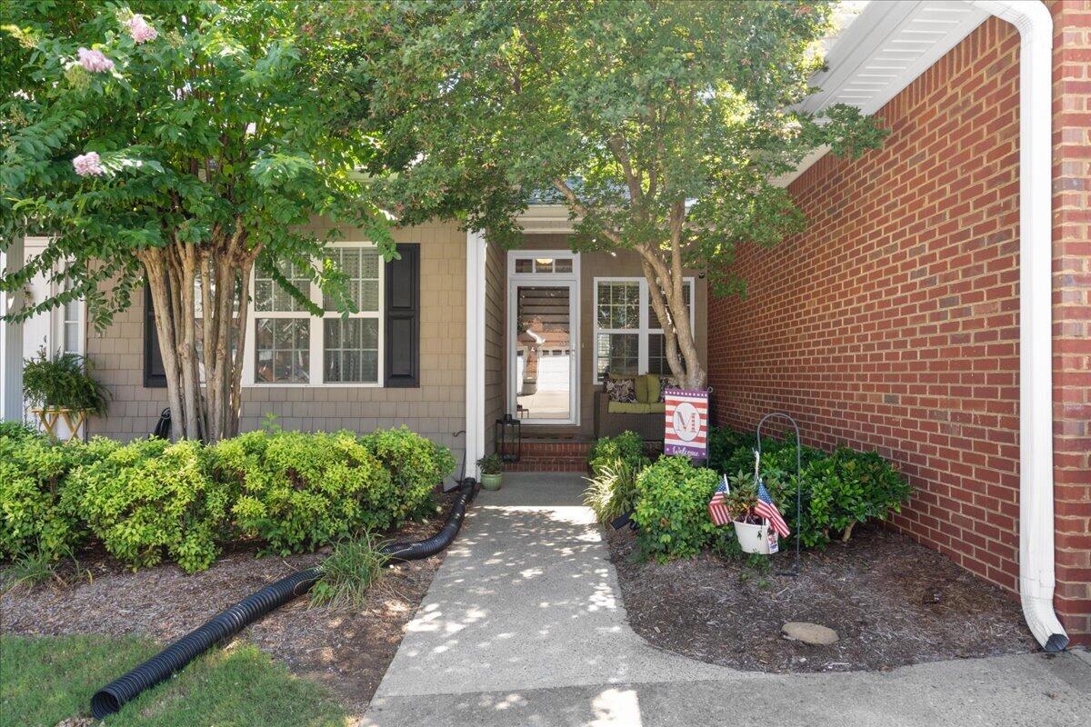 1507 Calloway Drive Property Photo 2