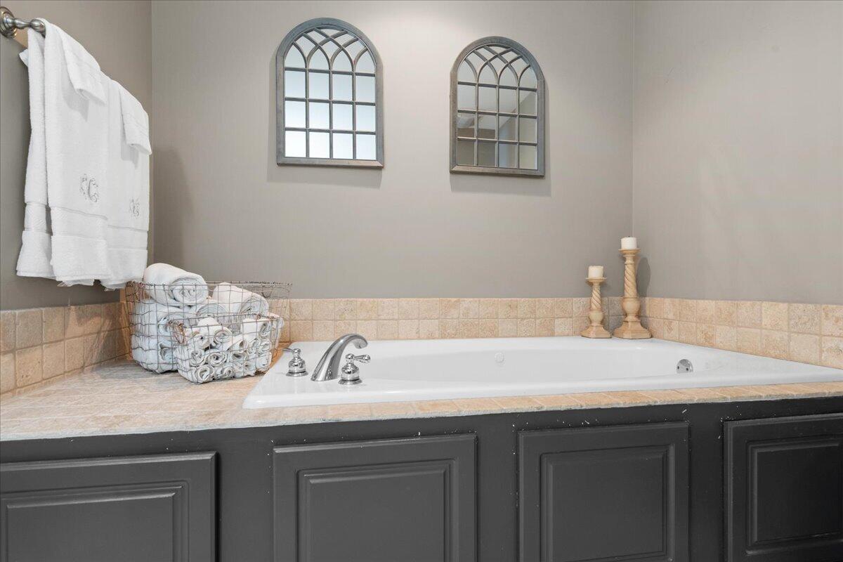 1507 Calloway Drive Property Photo 18