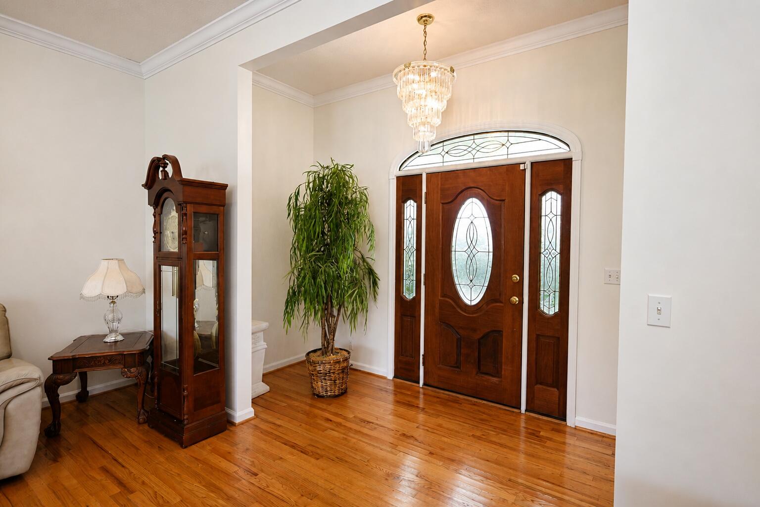 586 Sunset Drive Property Photo 12