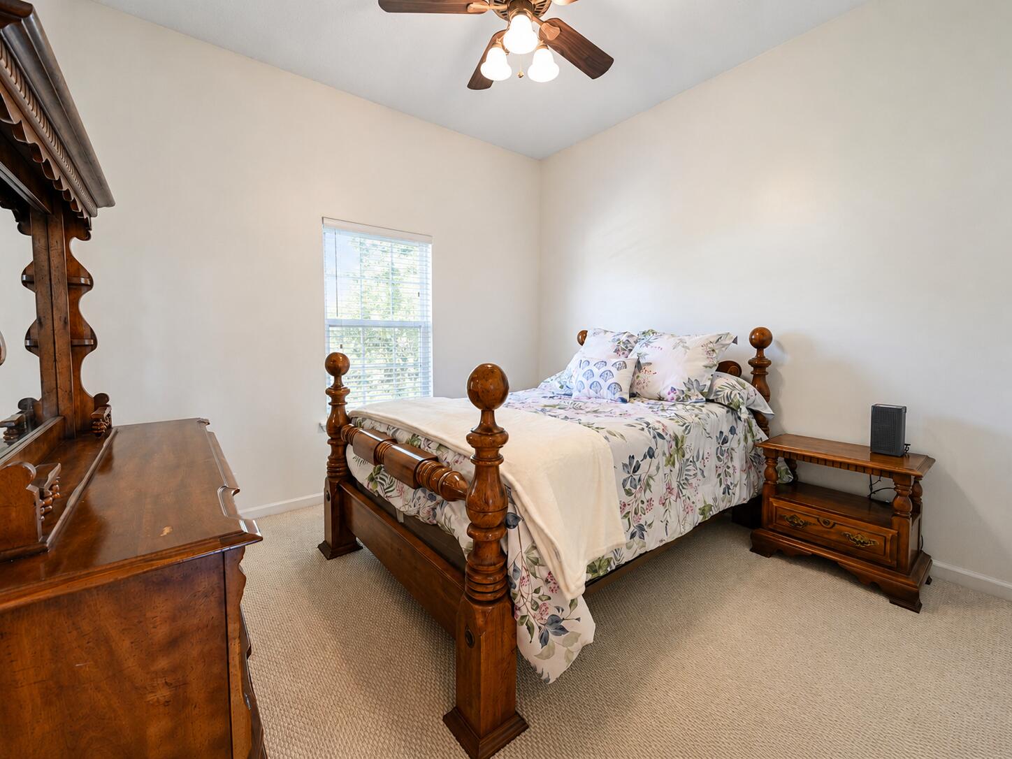 586 Sunset Drive Property Photo 27