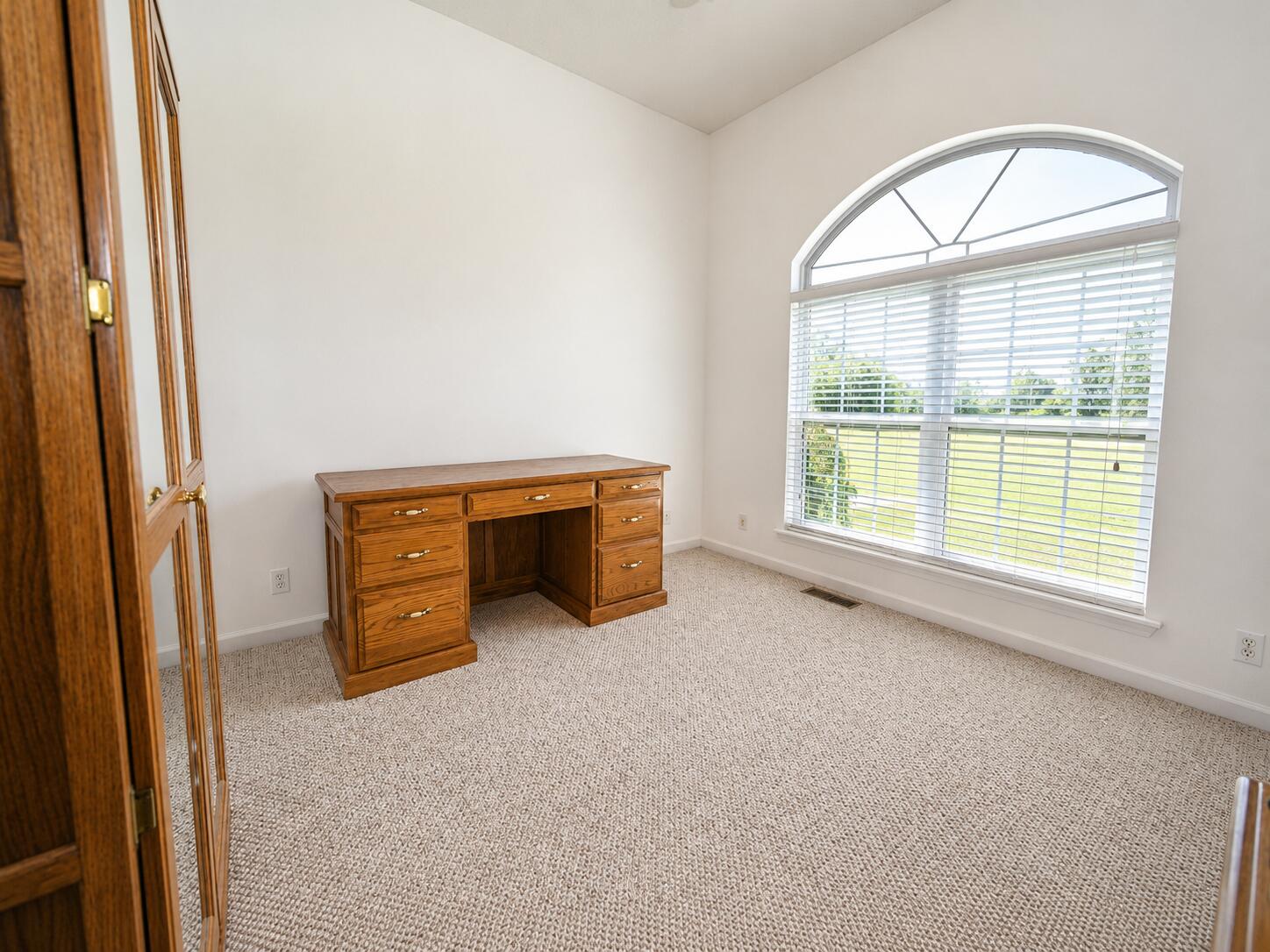586 Sunset Drive Property Photo 30
