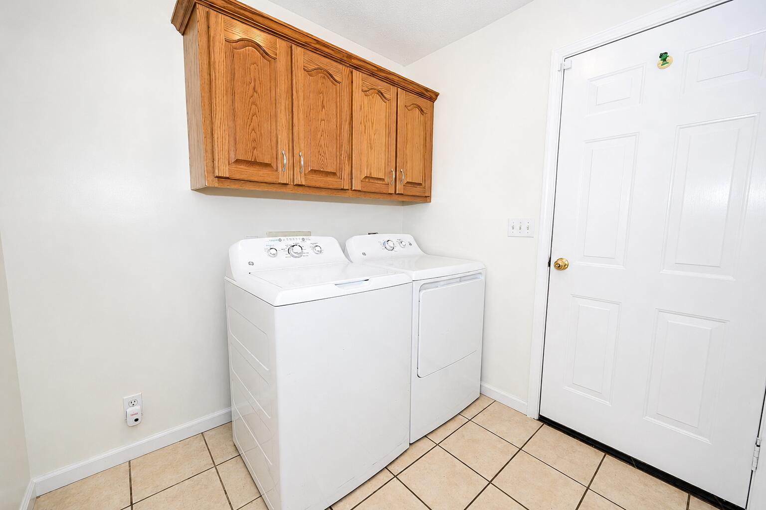 586 Sunset Drive Property Photo 32