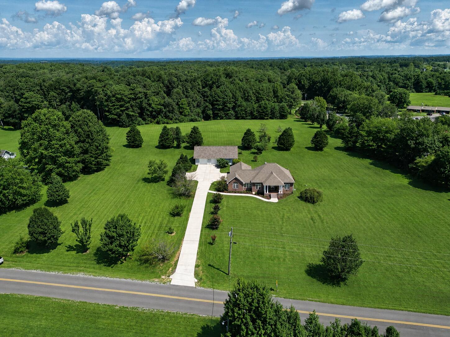 586 Sunset Drive Property Photo 44