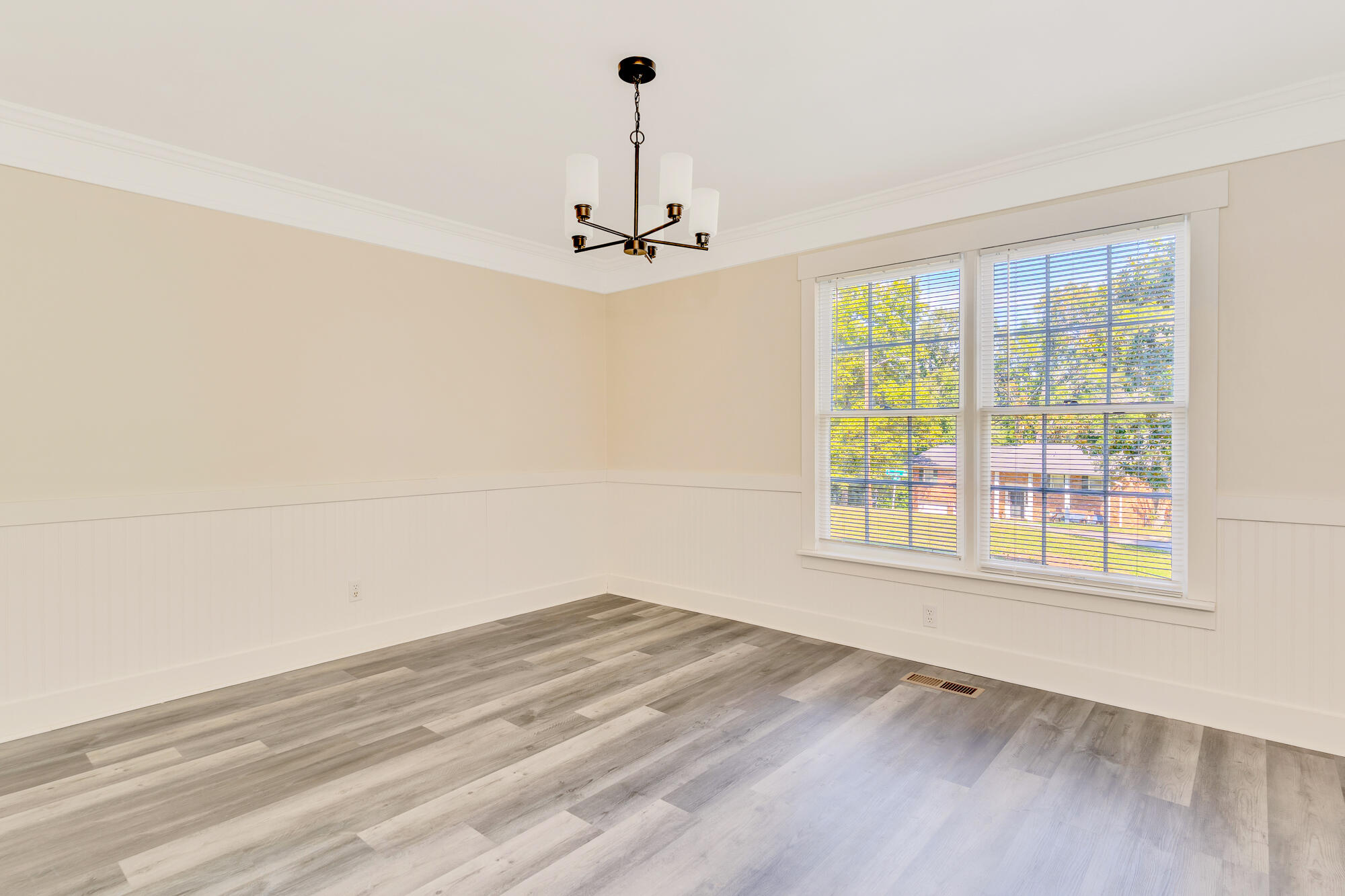 5661 Grayshore Lane Property Photo 32