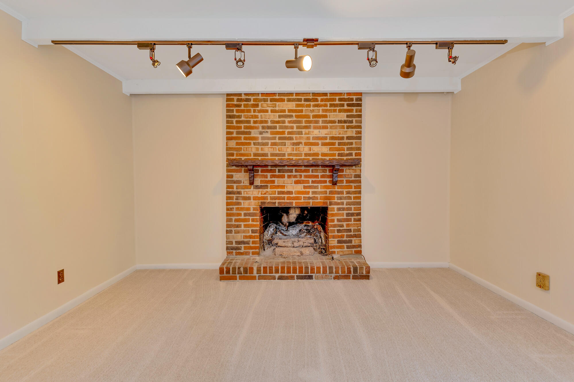5661 Grayshore Lane Property Photo 35