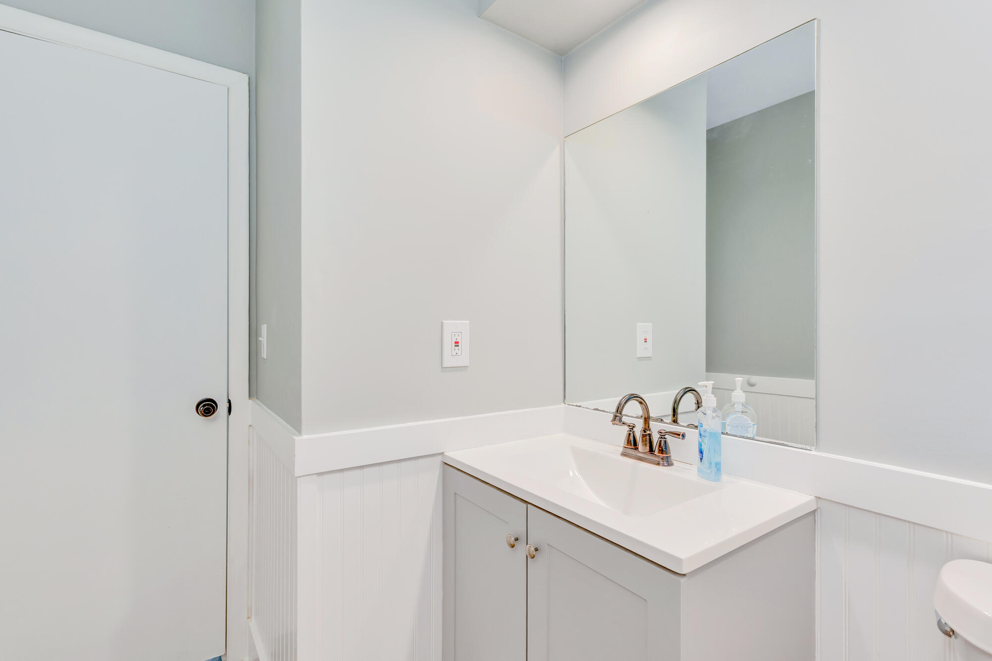 5661 Grayshore Lane Property Photo 47