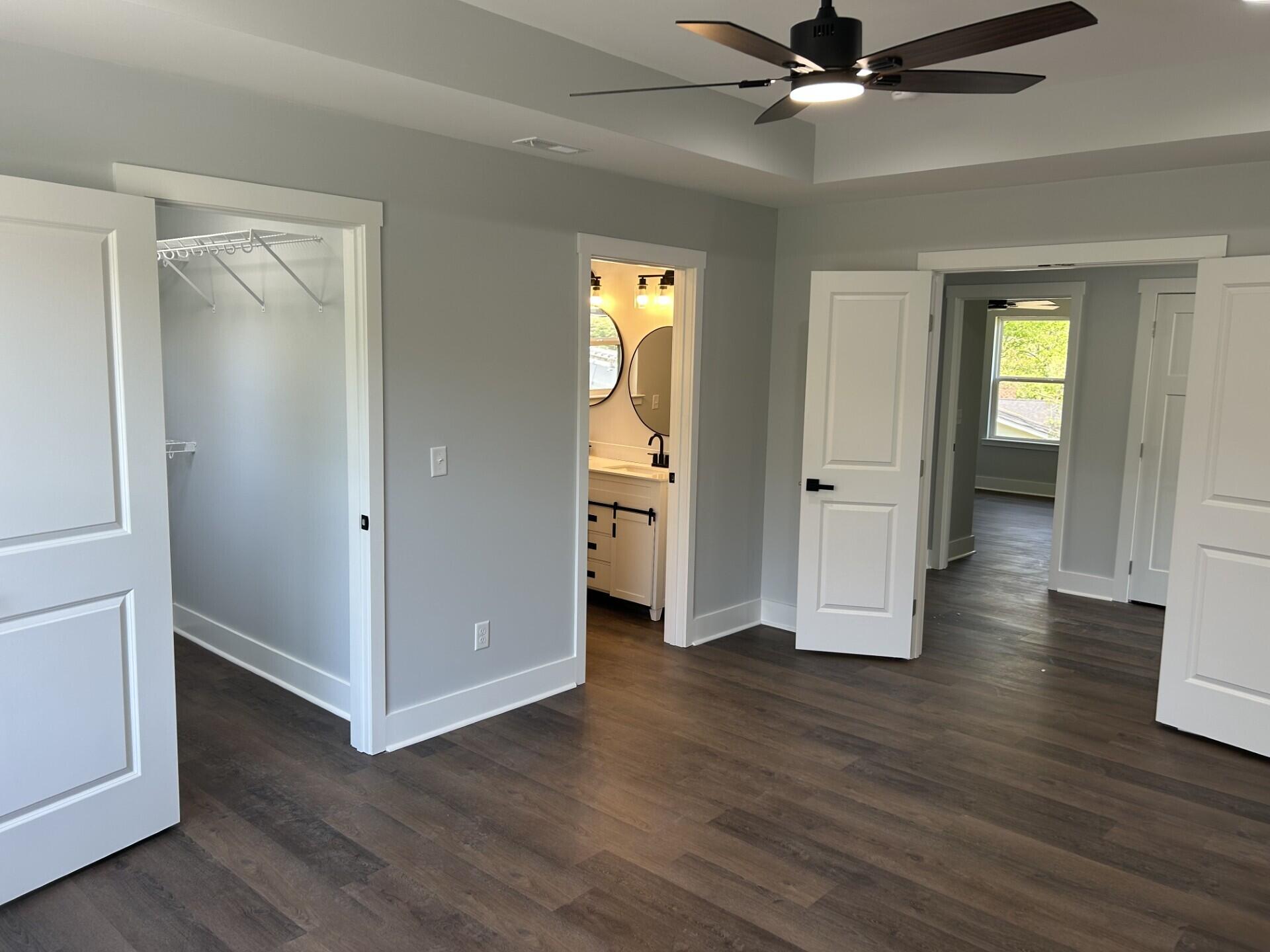 539 Tree Top Lane Property Photo 13