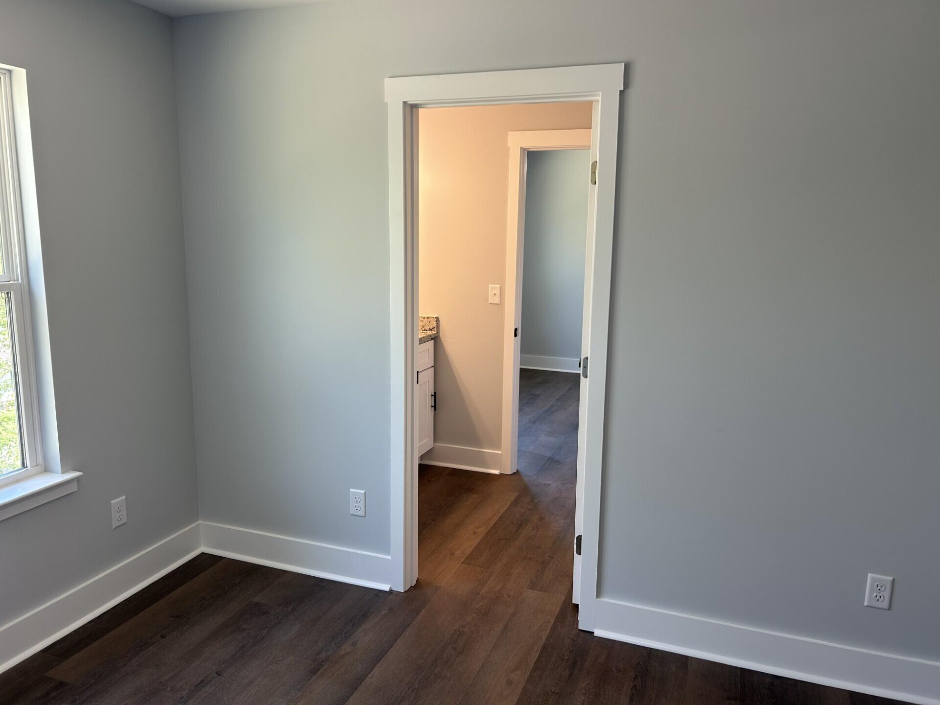 539 Tree Top Lane Property Photo 18