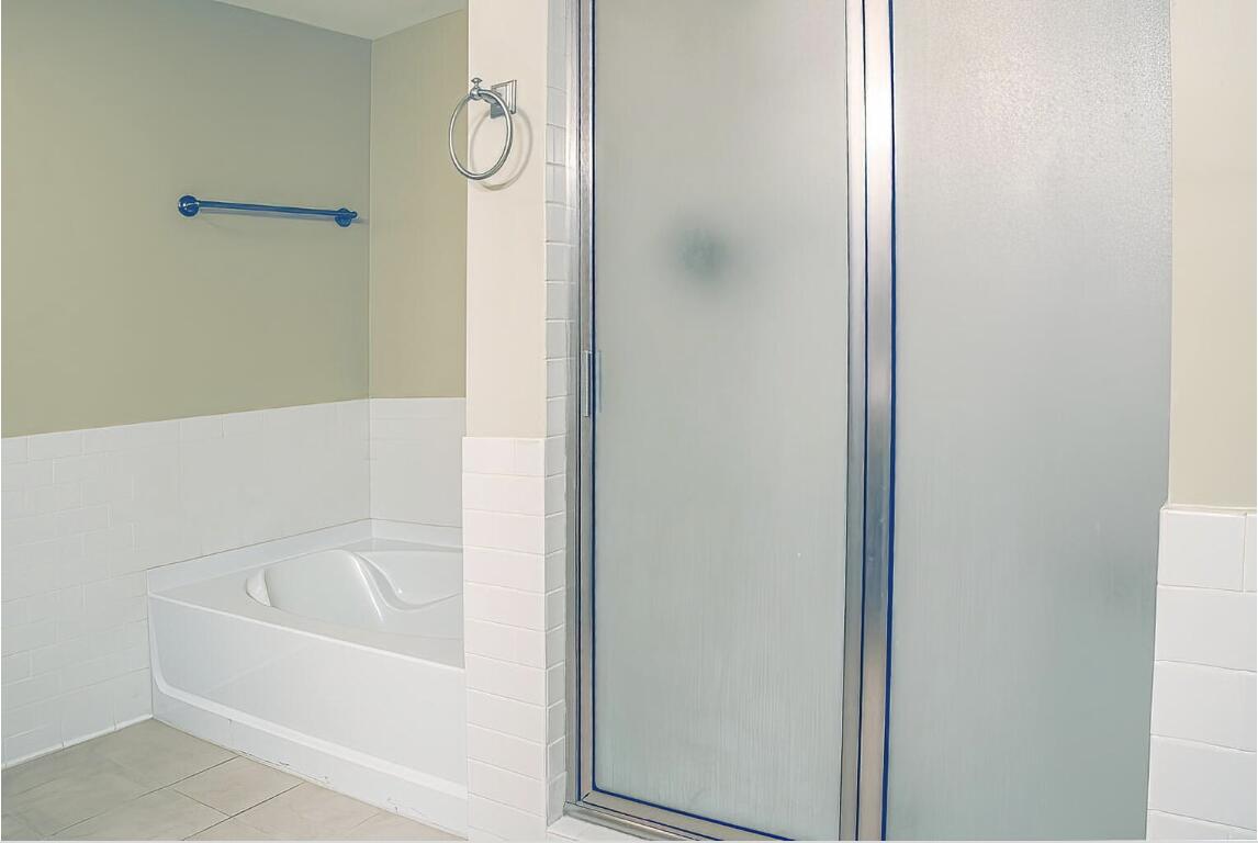 1541622 Property Photo 8