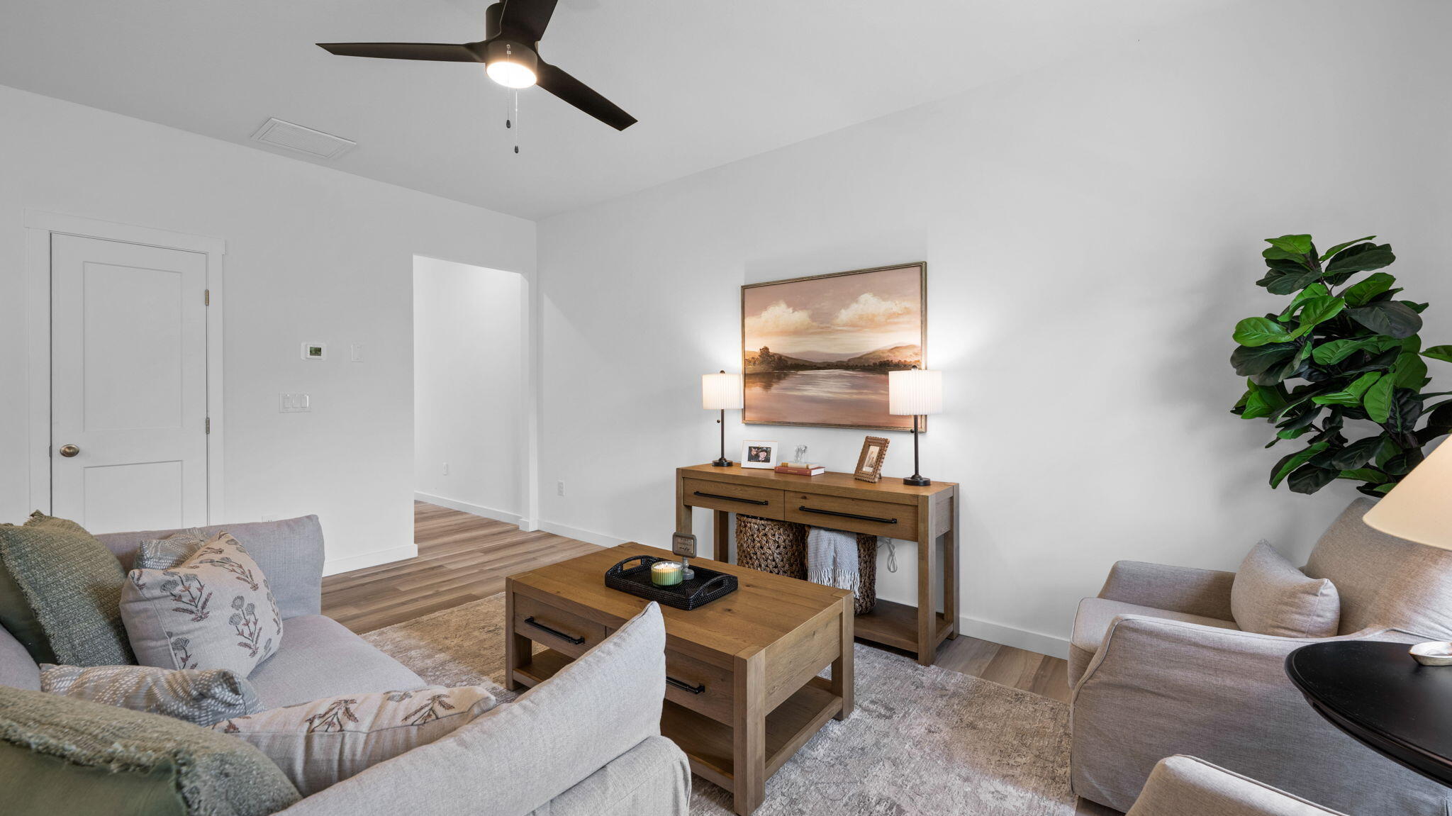 171 Graham Ave Property Photo 10