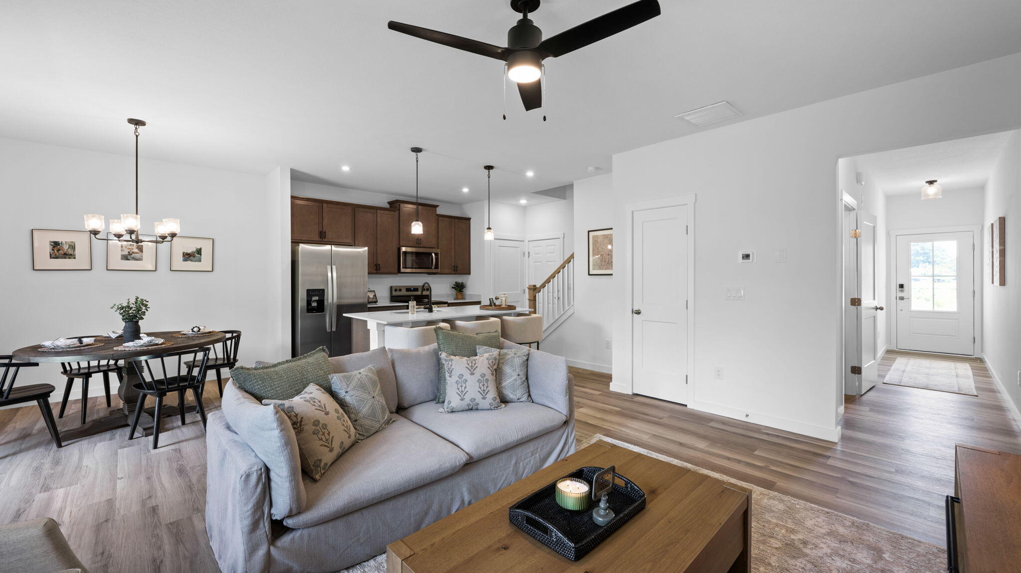 171 Graham Ave Property Photo 11