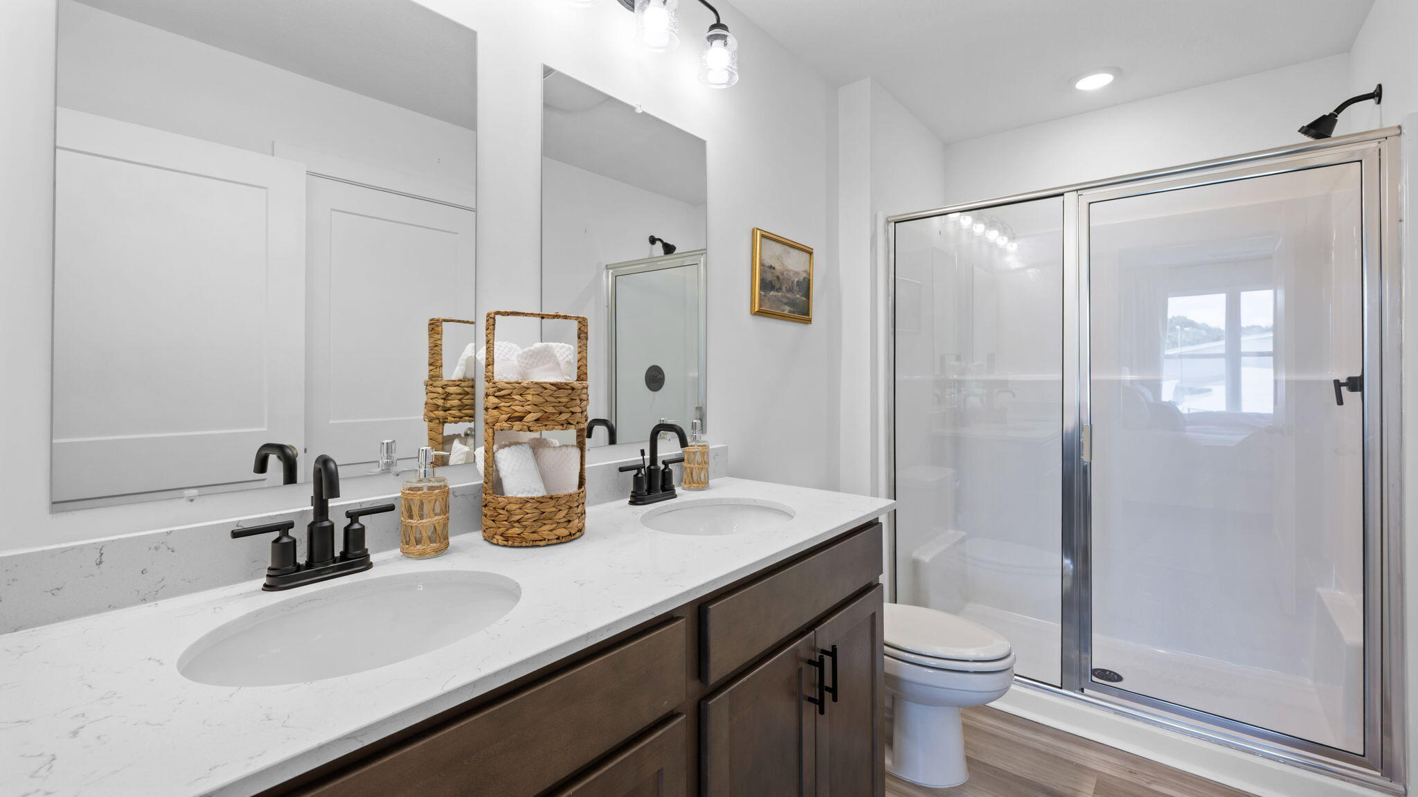 171 Graham Ave Property Photo 27