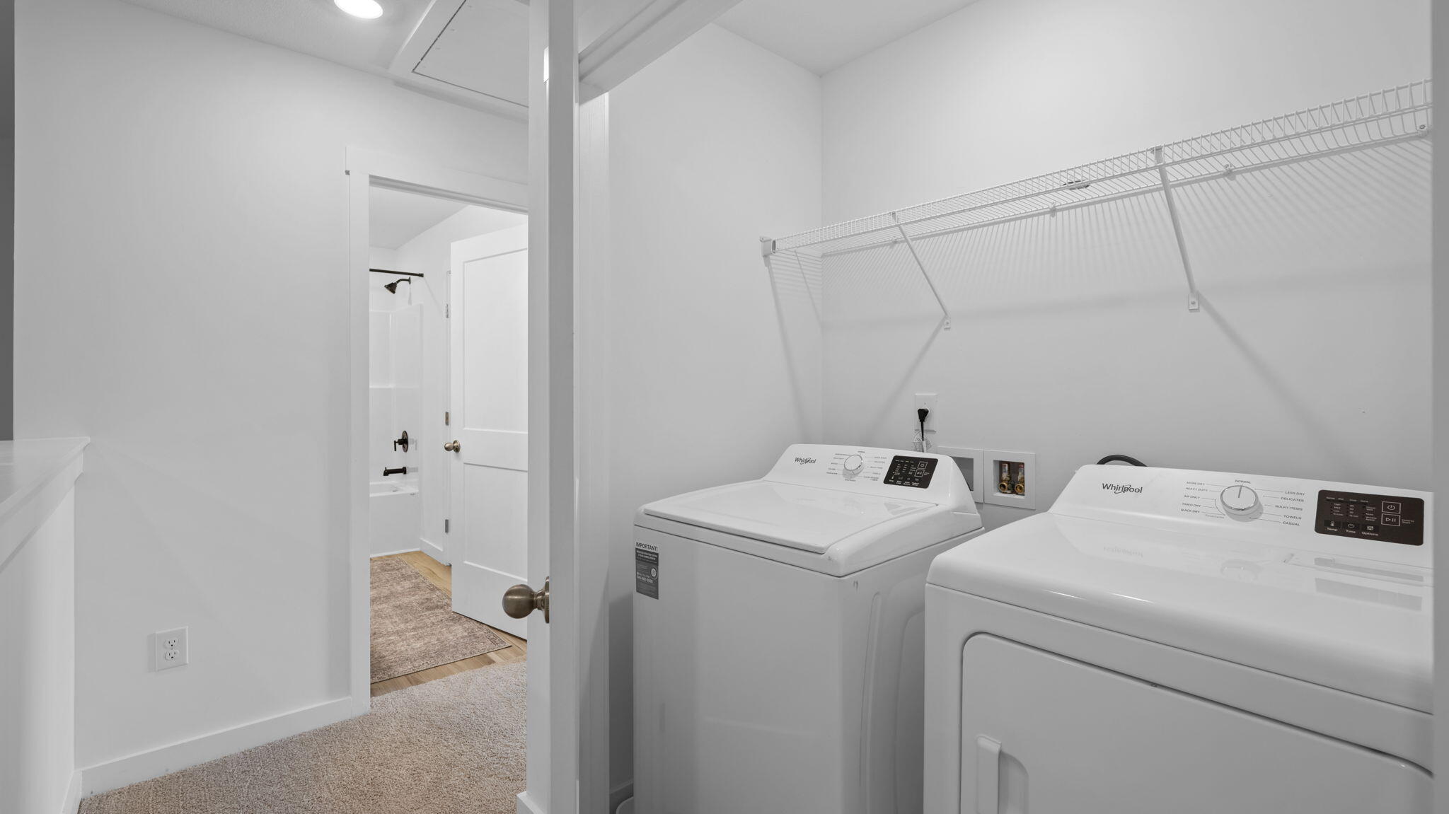171 Graham Ave Property Photo 34