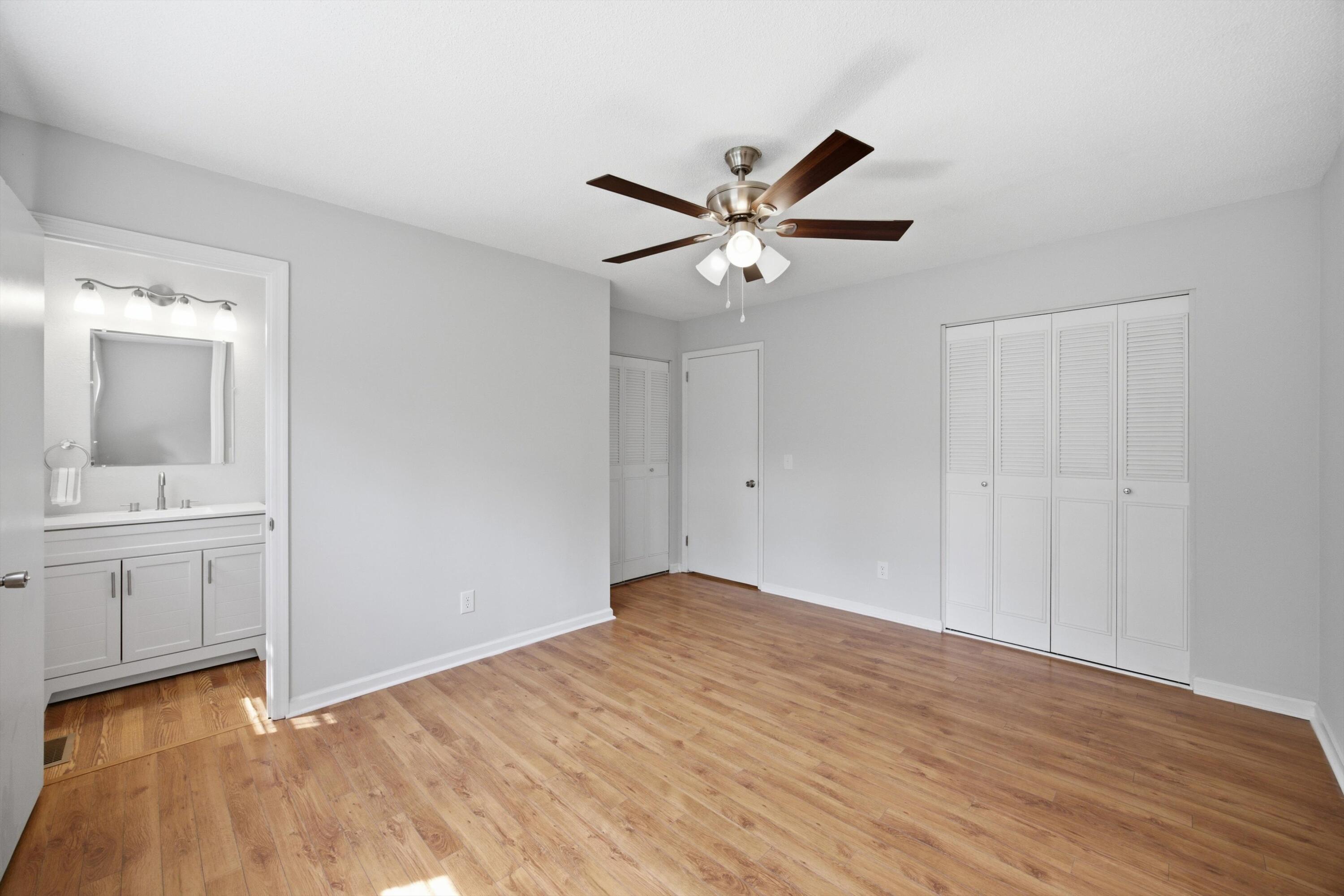 1032 Hillcrest Road Property Photo 18
