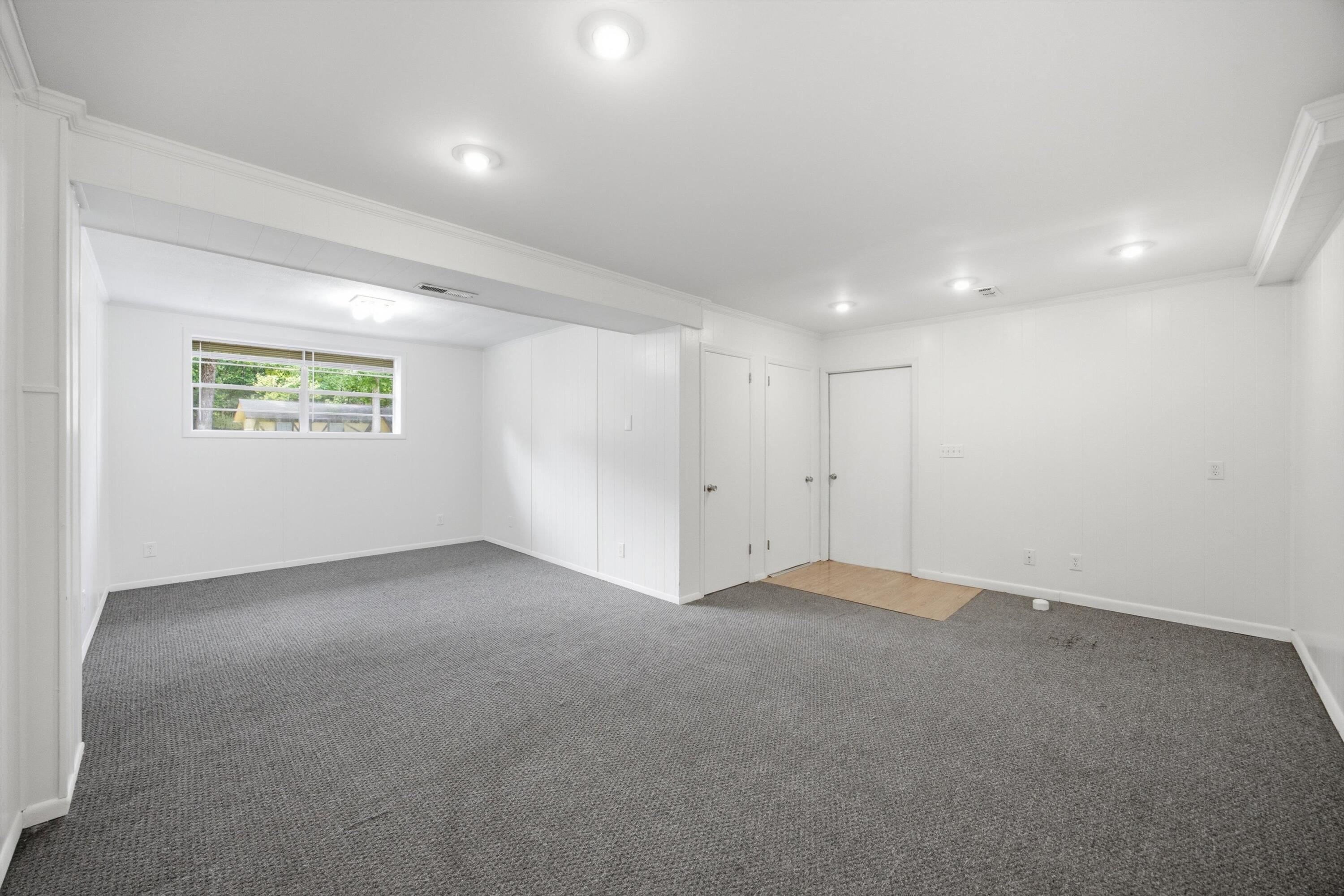 1032 Hillcrest Road Property Photo 28