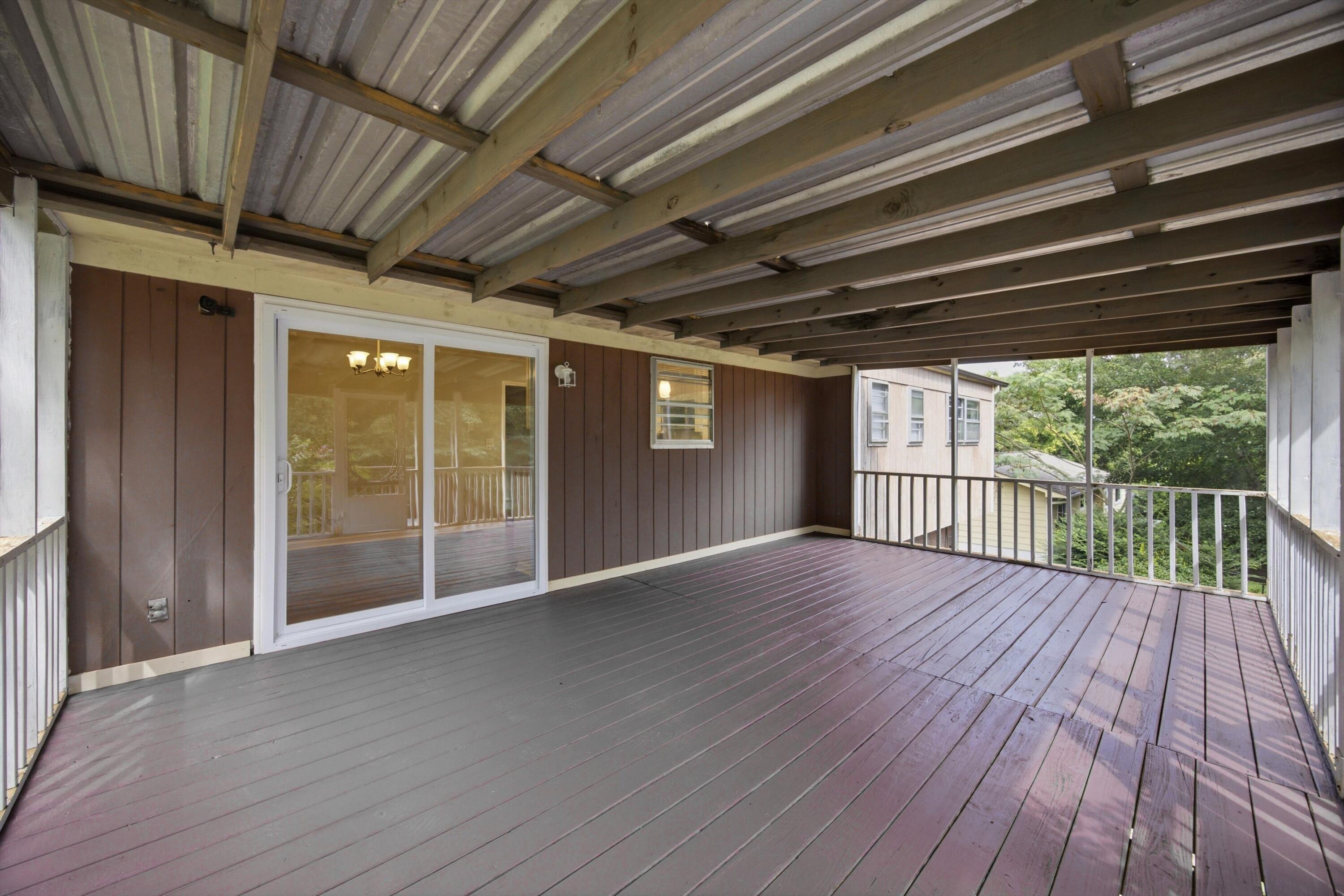 1032 Hillcrest Road Property Photo 33