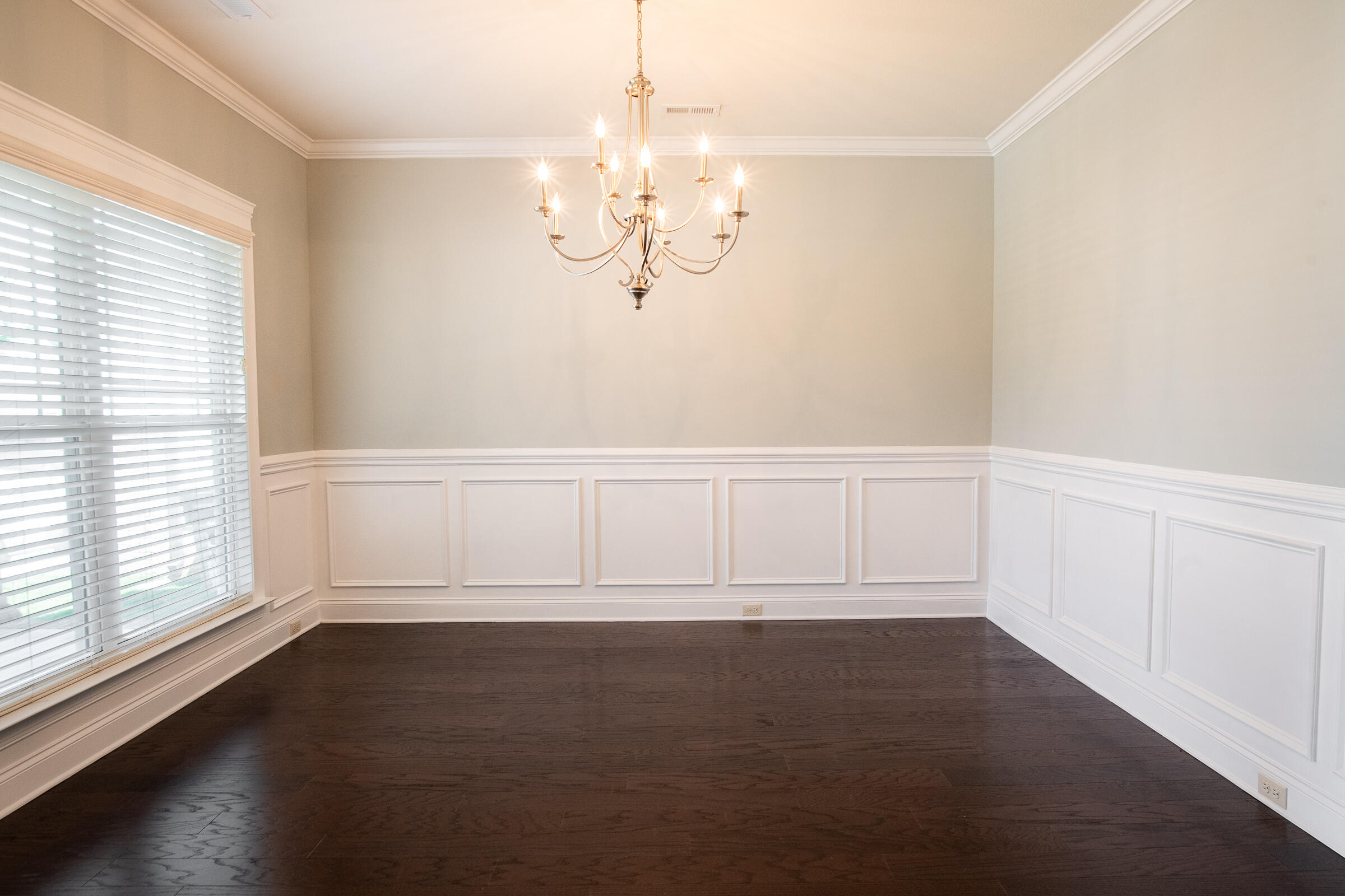 5644 Bungalow Circle Property Photo 6