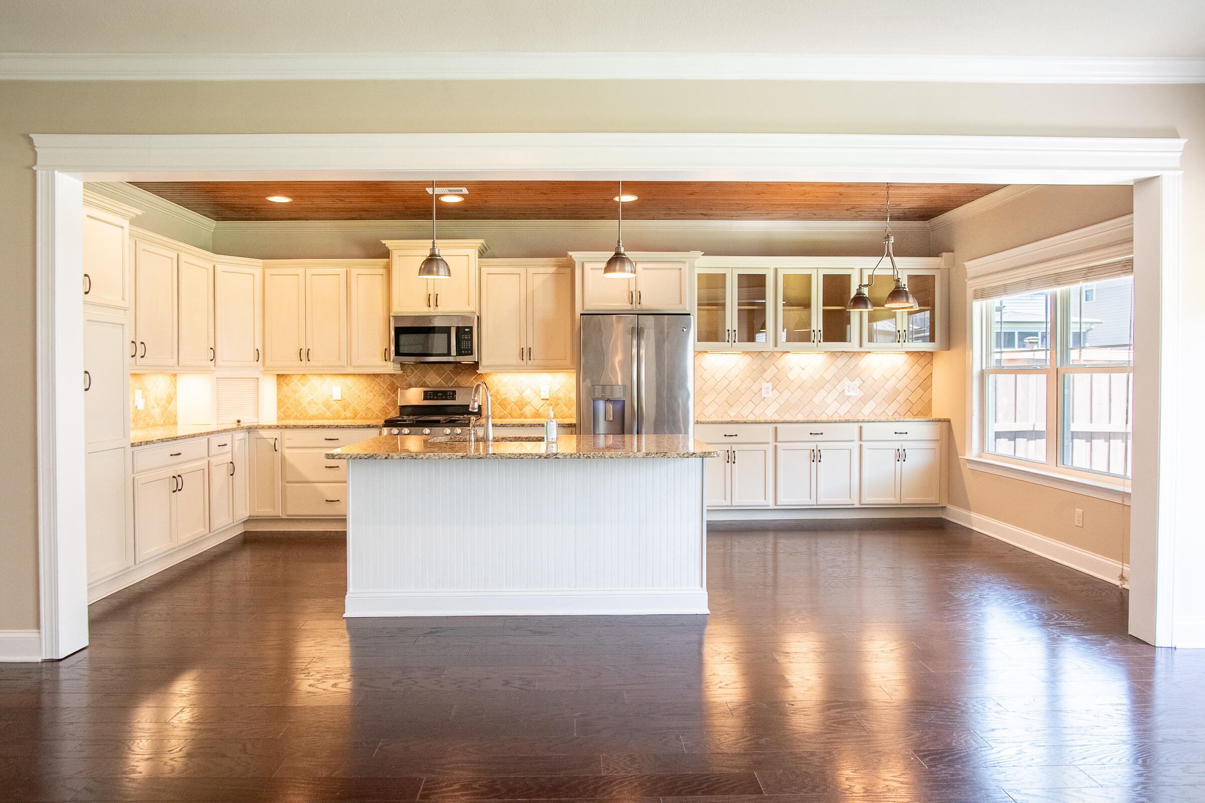 5644 Bungalow Circle Property Photo 7