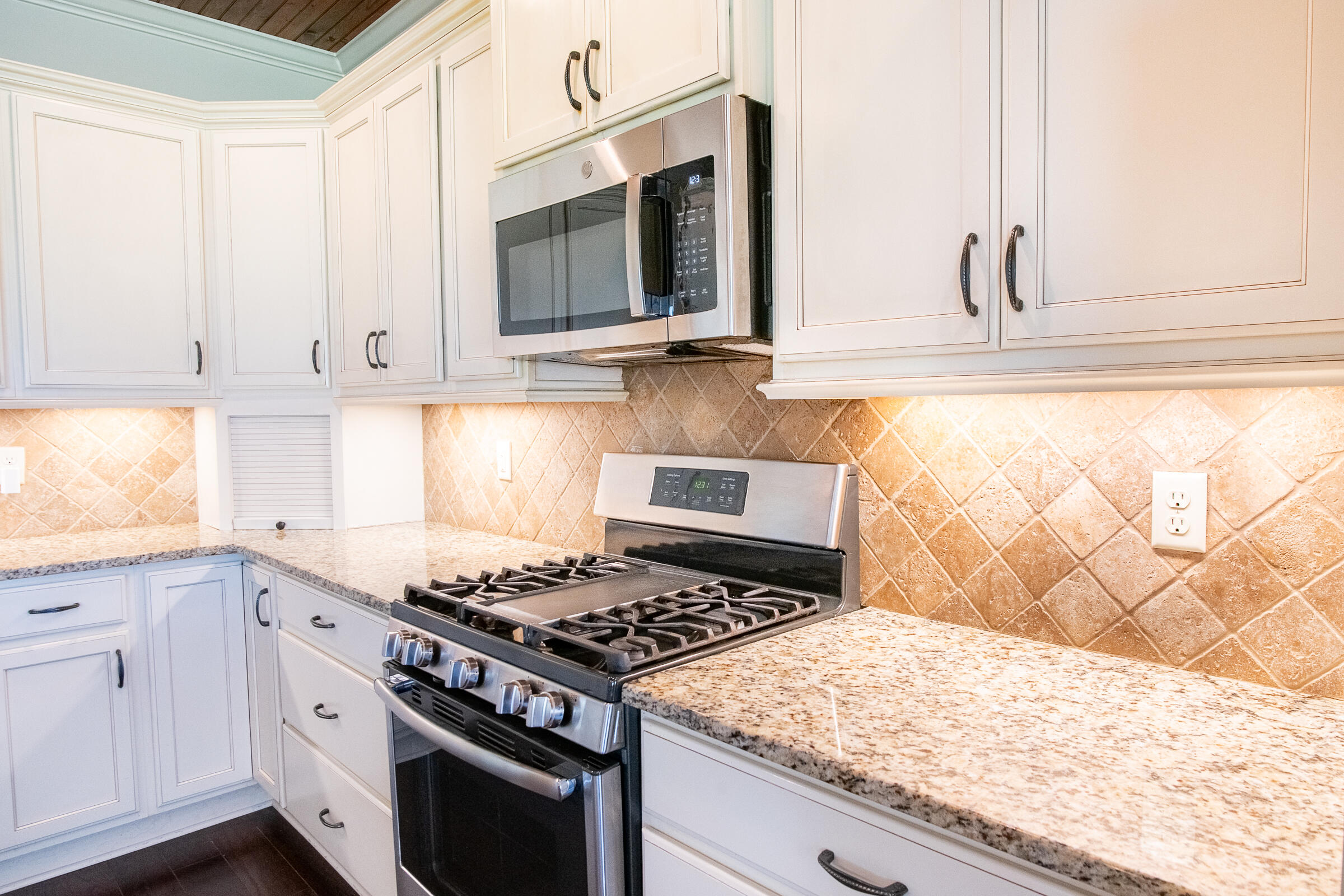 5644 Bungalow Circle Property Photo 12