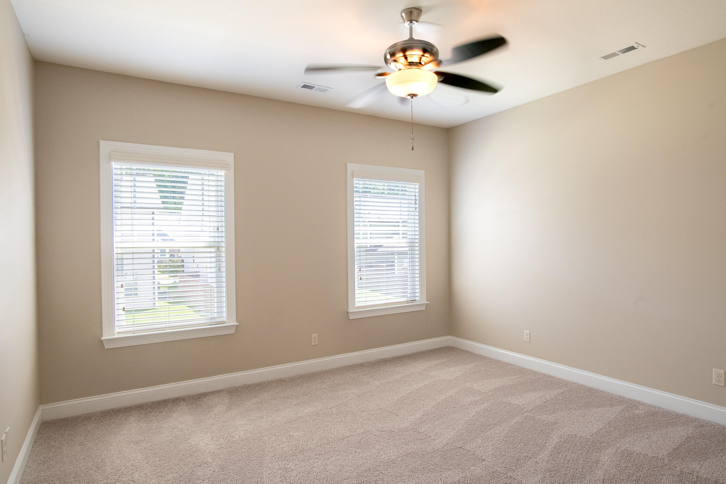 5644 Bungalow Circle Property Photo 27