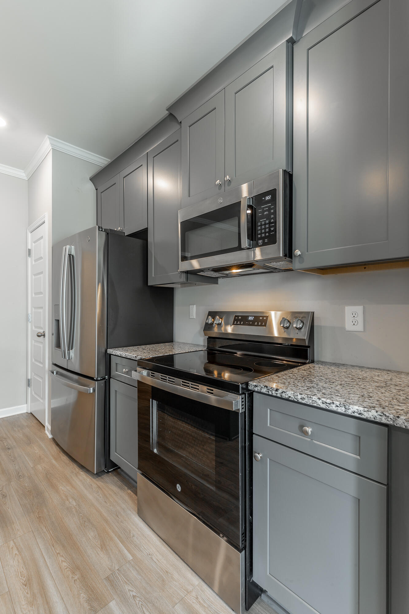 6770 Dharma Loop Property Photo 18