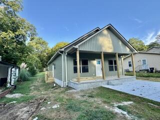 406 Hall Street Property Photo 9