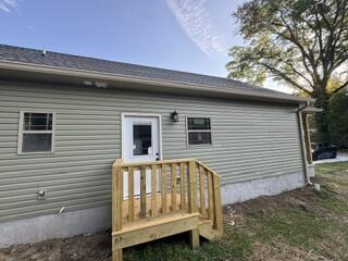 406 Hall Street Property Photo 11
