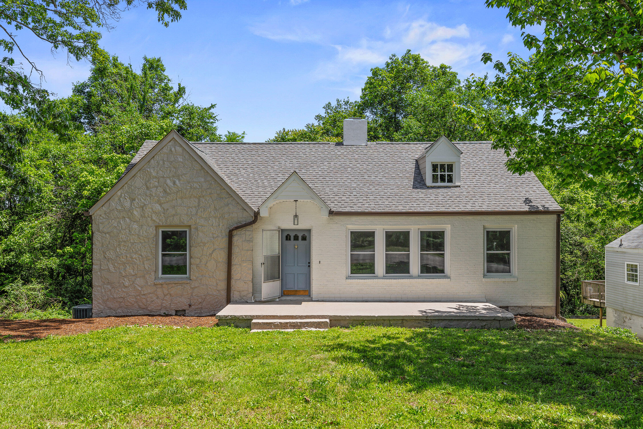 134 Alden Avenue Property Photo 1