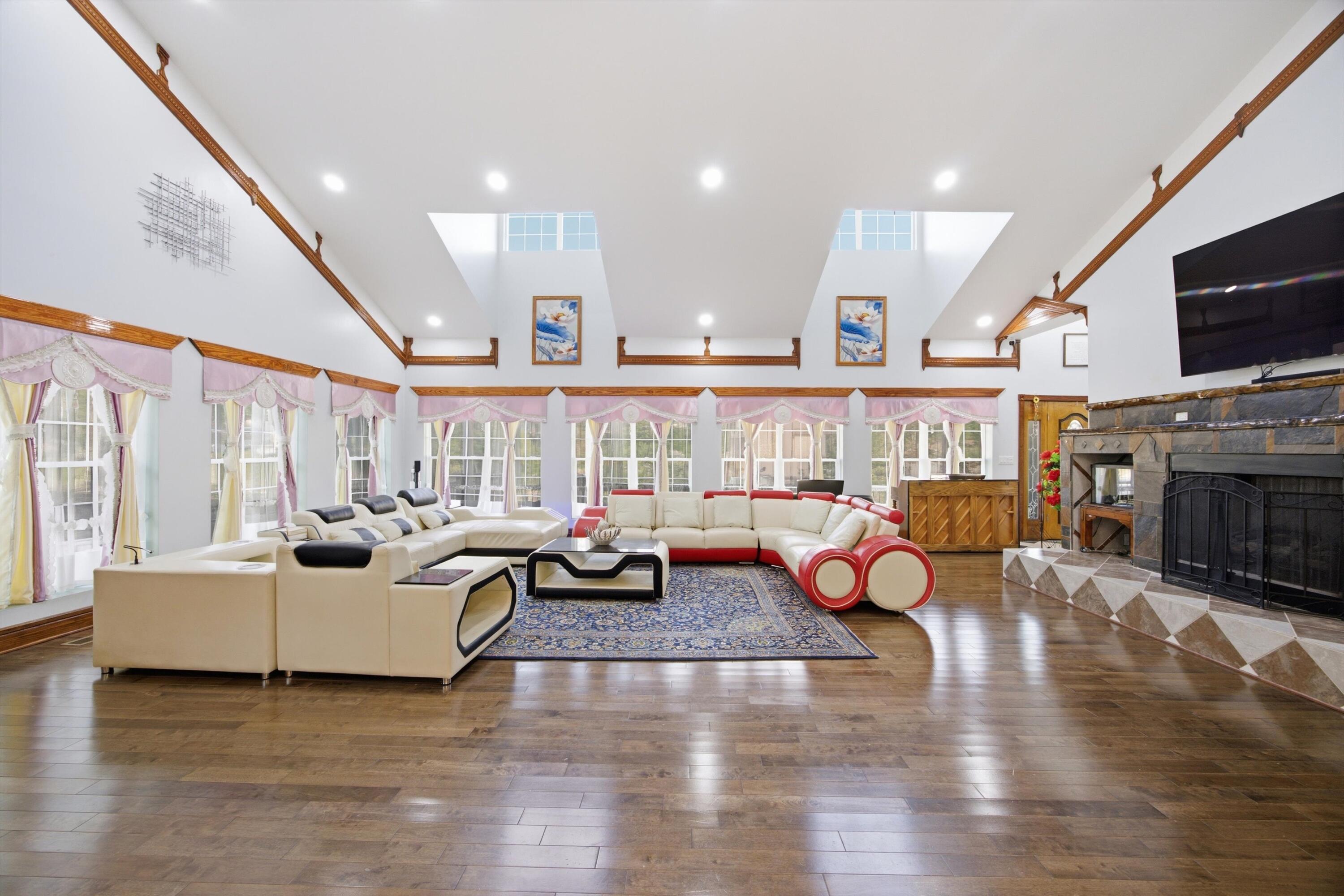 1541791 Property Photo 8