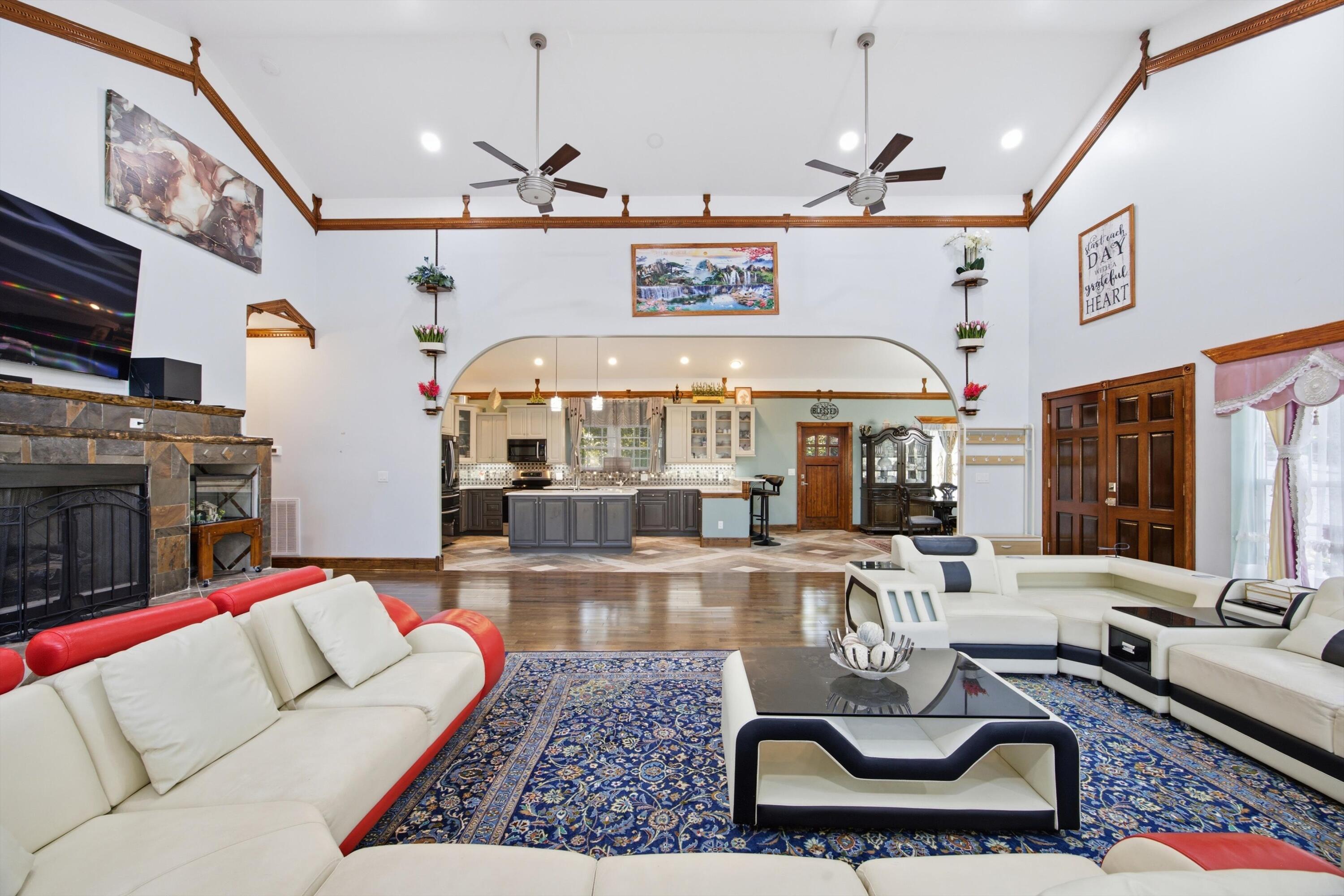 1541791 Property Photo 10