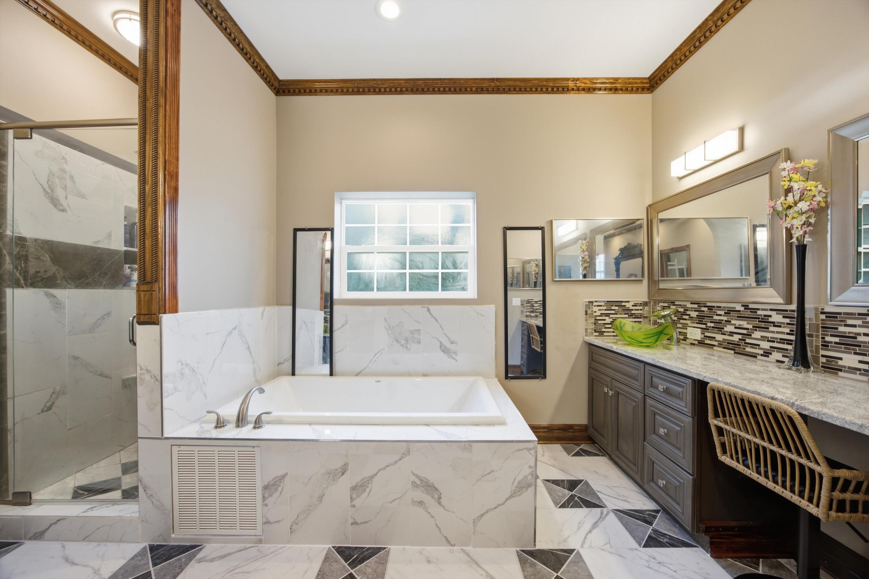 1541791 Property Photo 21