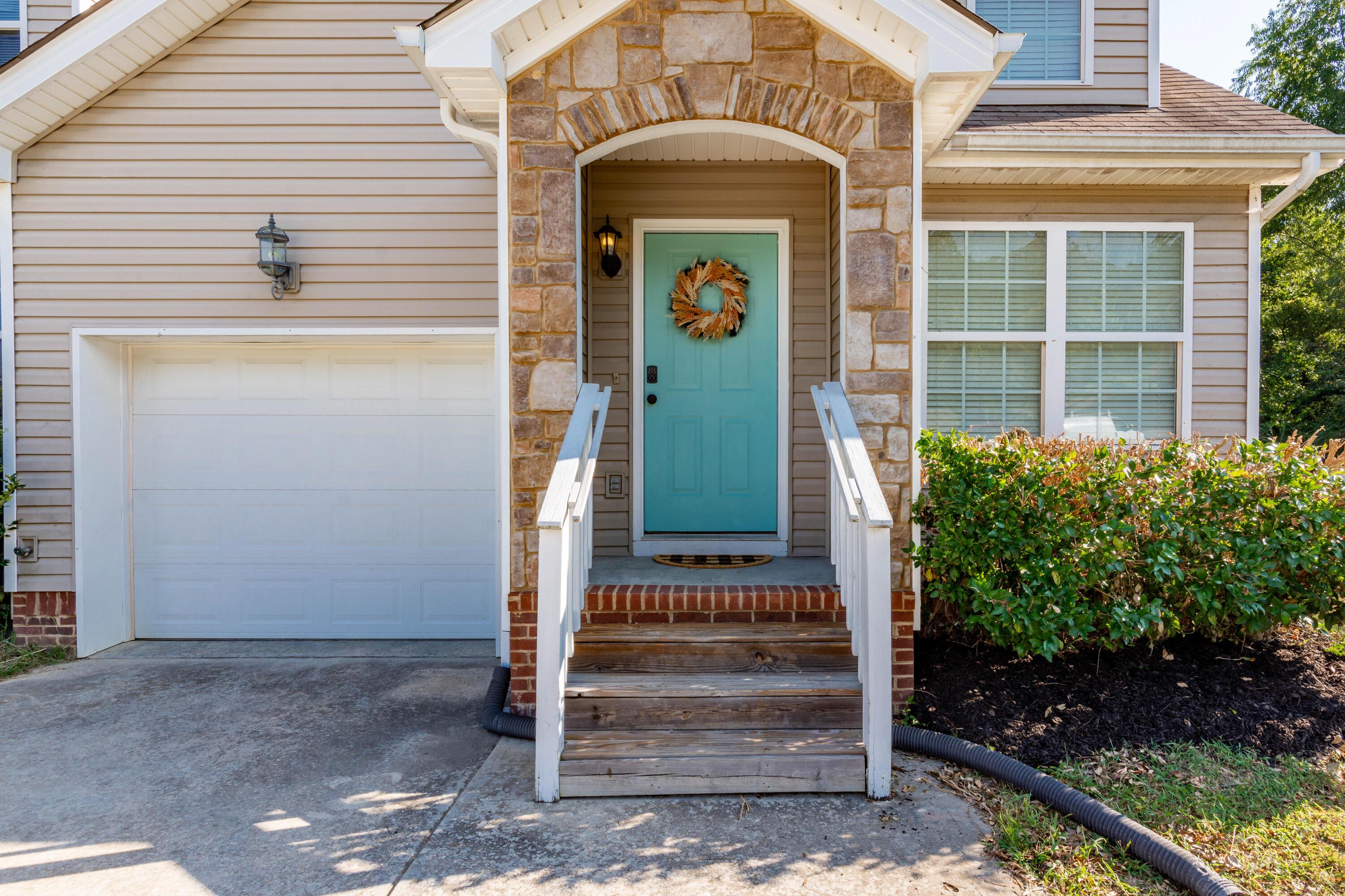 1699 Short Leaf Lane Property Photo 1