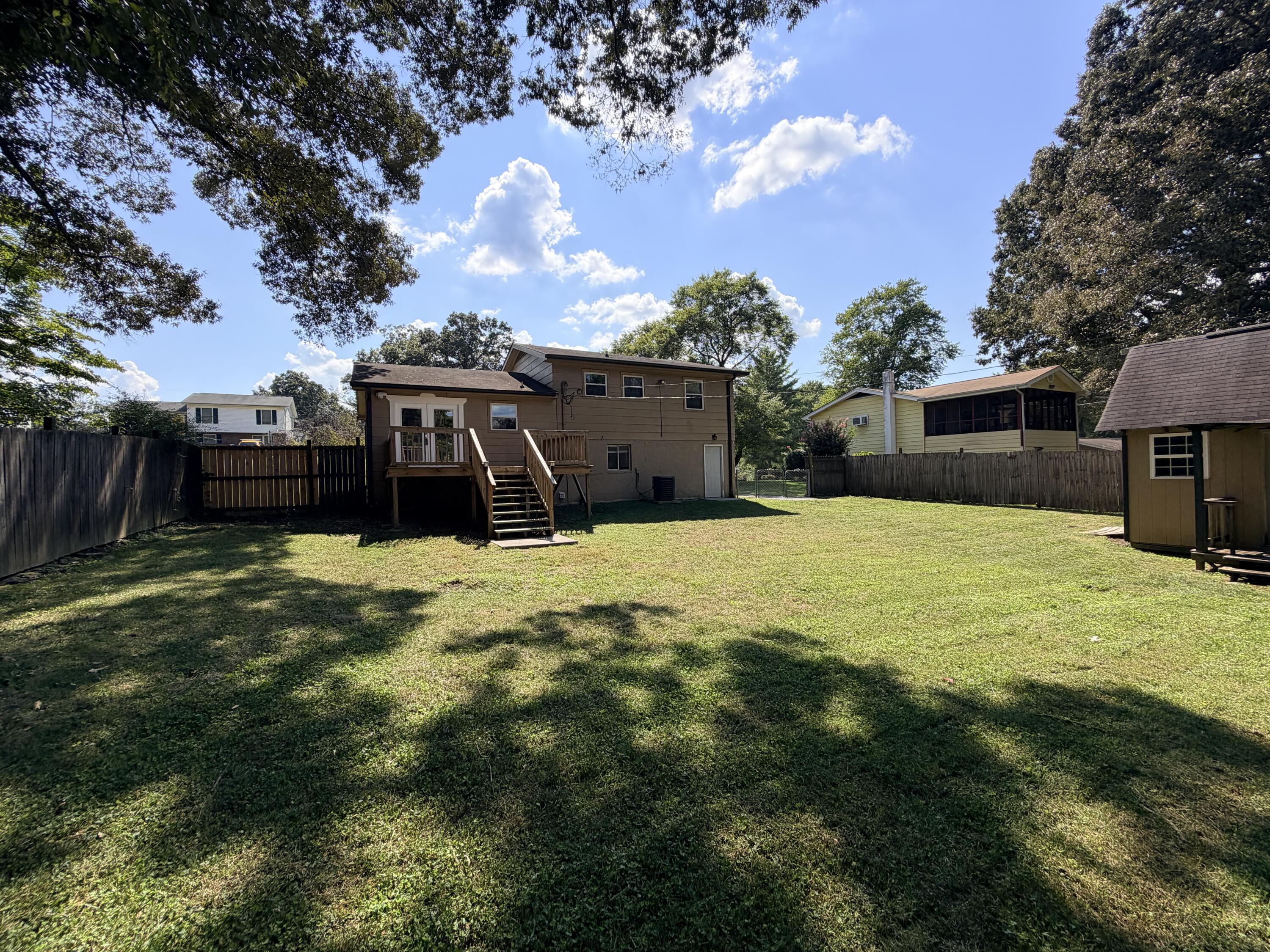1627 Roberson Road Property Photo 2