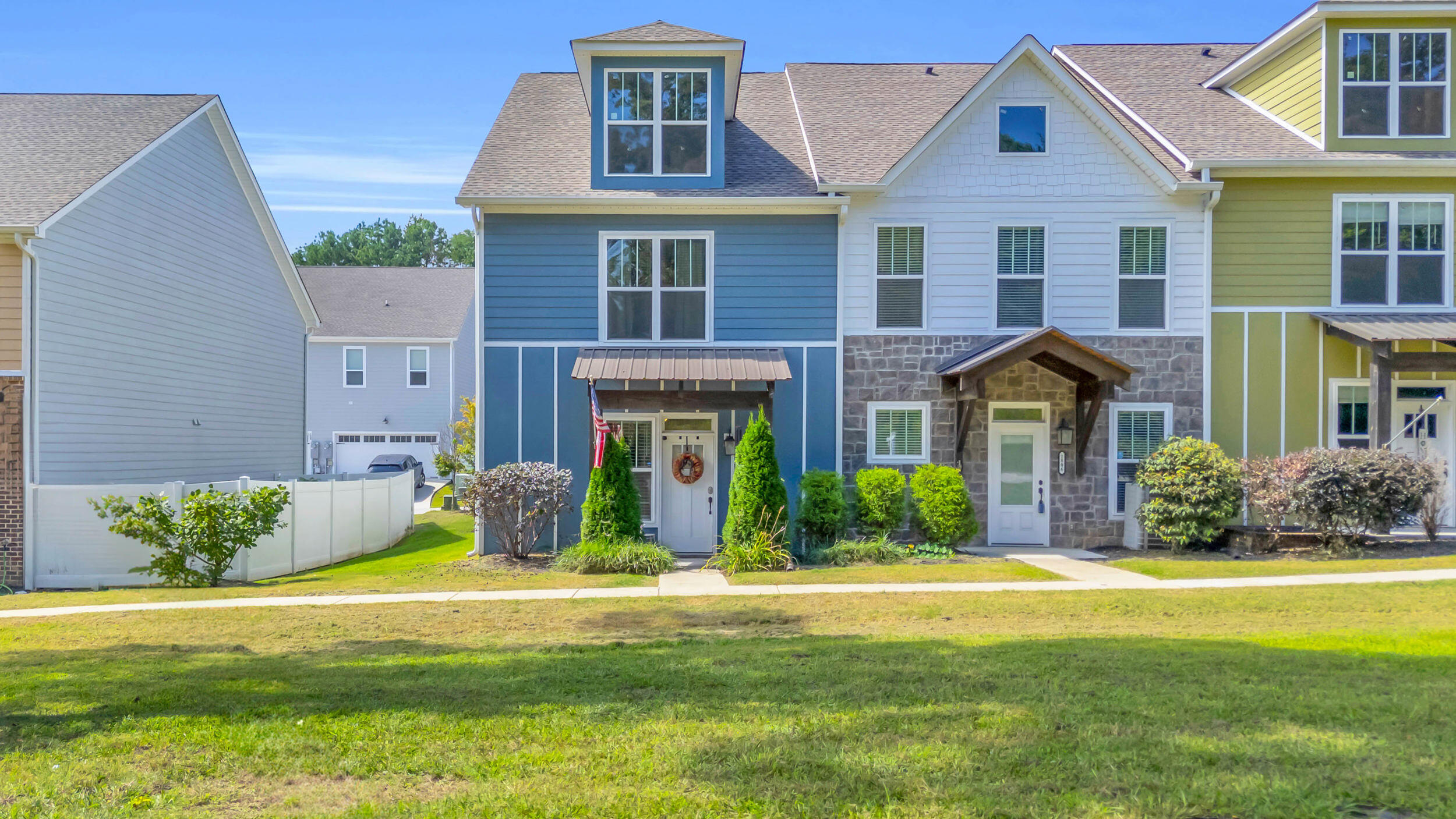 1808 Young Road Se Property Photo 1