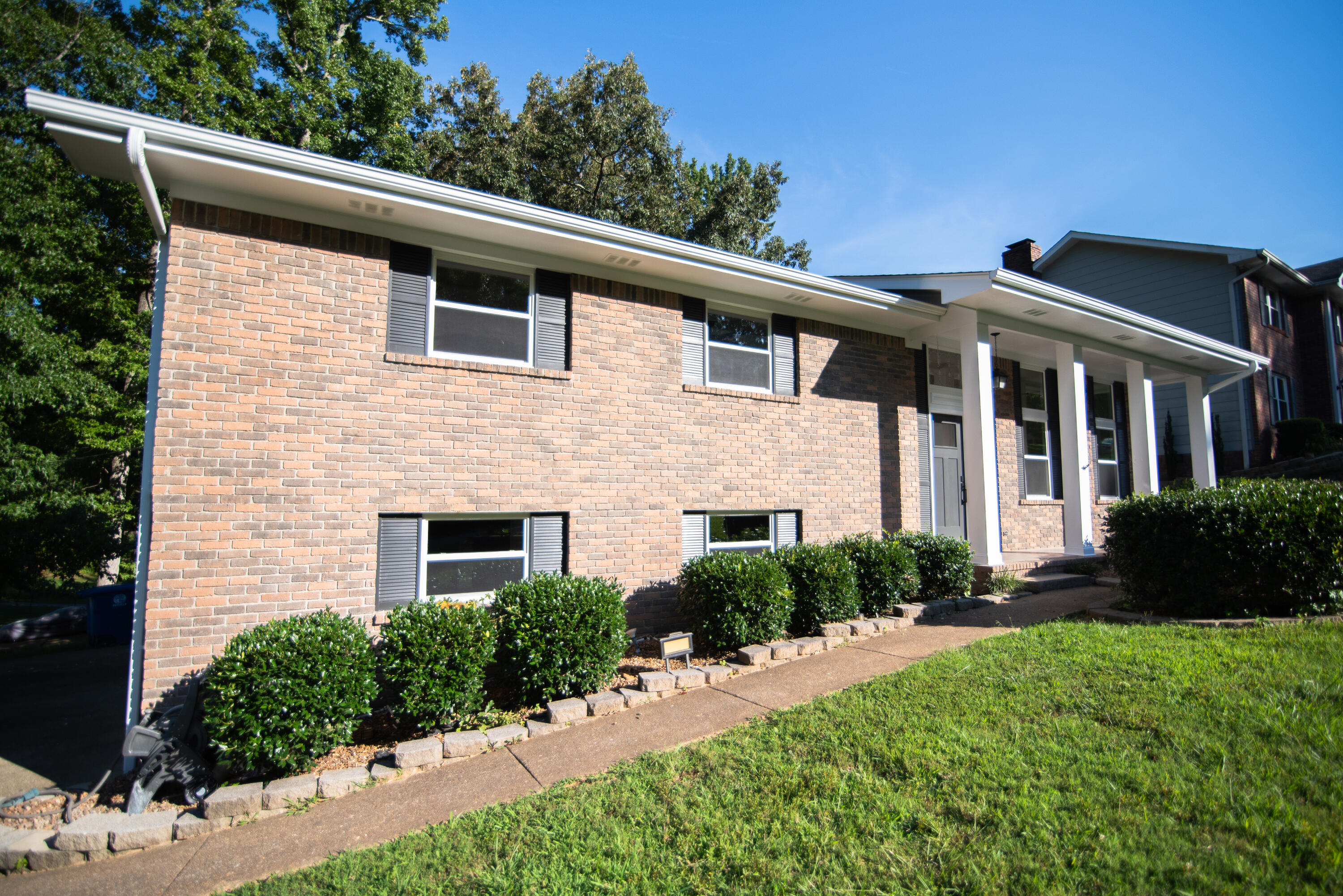 1634 Lakemont Drive Property Photo 1