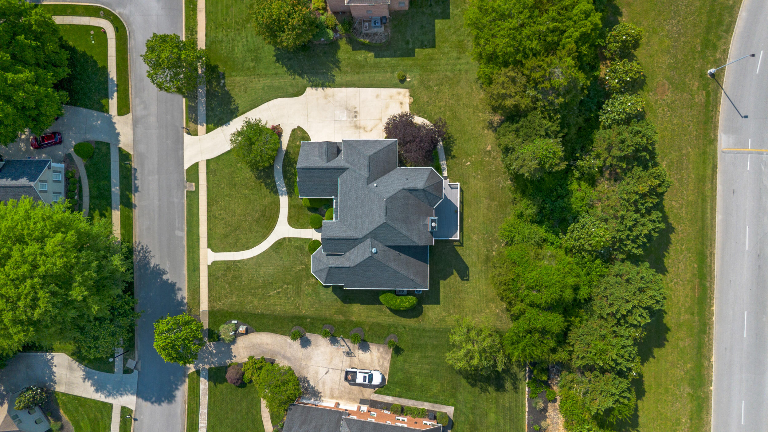 9713 Windrose Circle Property Photo 16