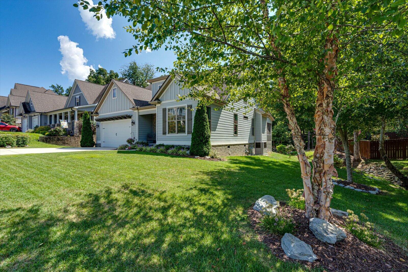 6583 Satjanon Drive Property Photo 7