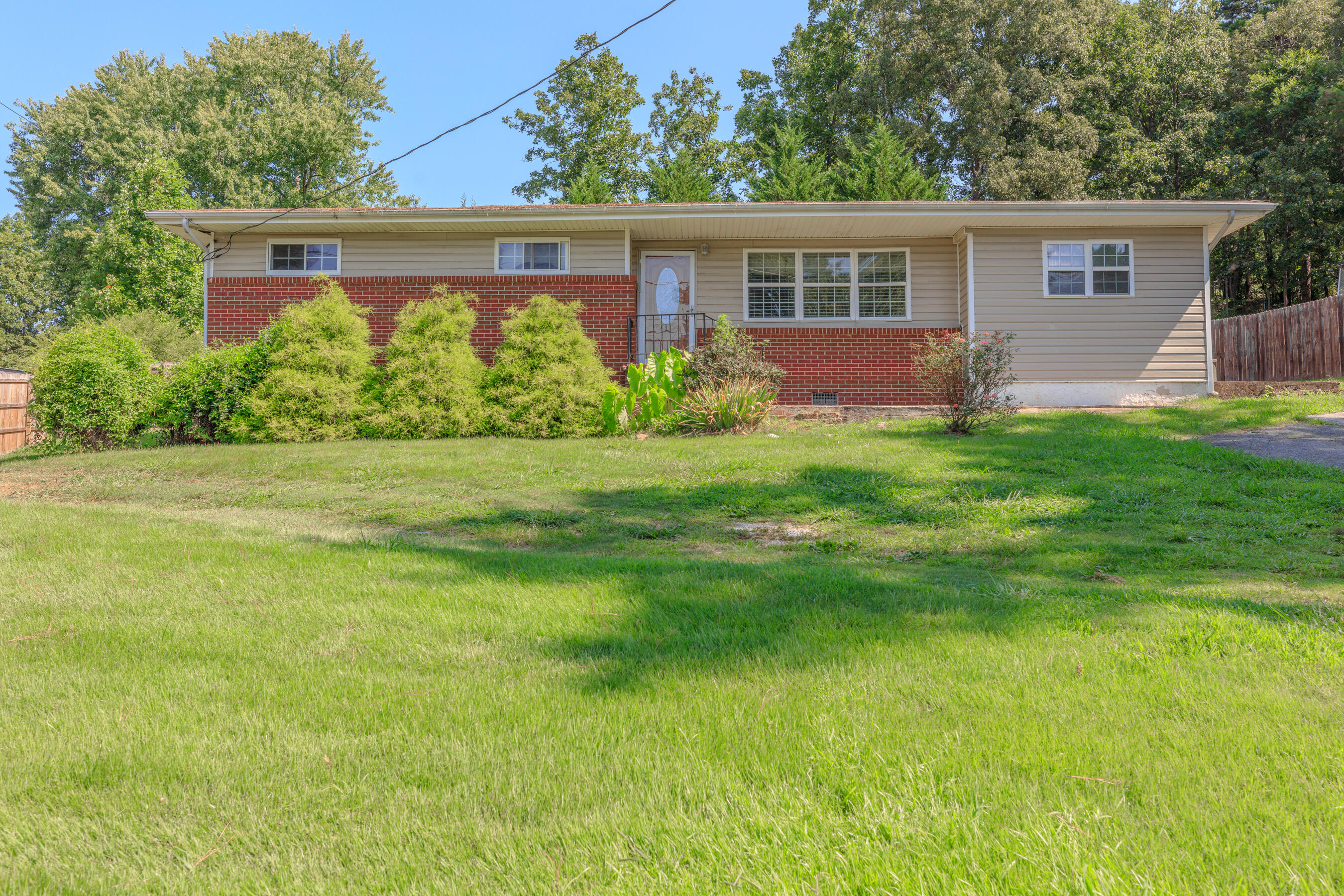 944 Hurtt Road Property Photo 1