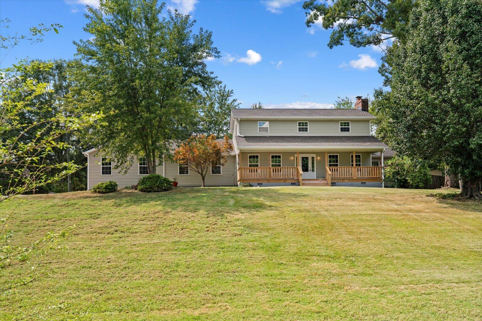 1421 Thrasher Hills Drive Ne Property Photo 1
