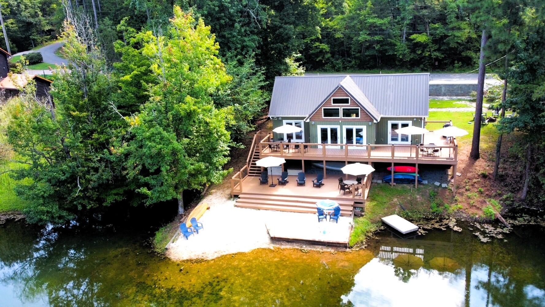 661 Laurel Lake Circle Property Photo 1