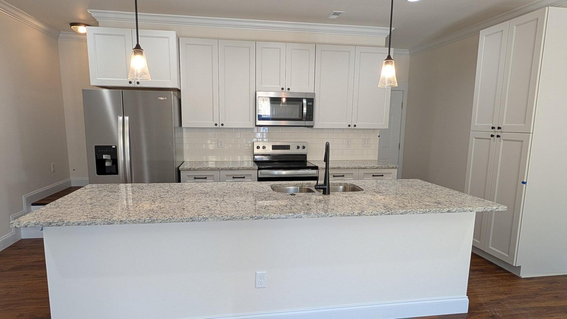 1911 Property Photo 13