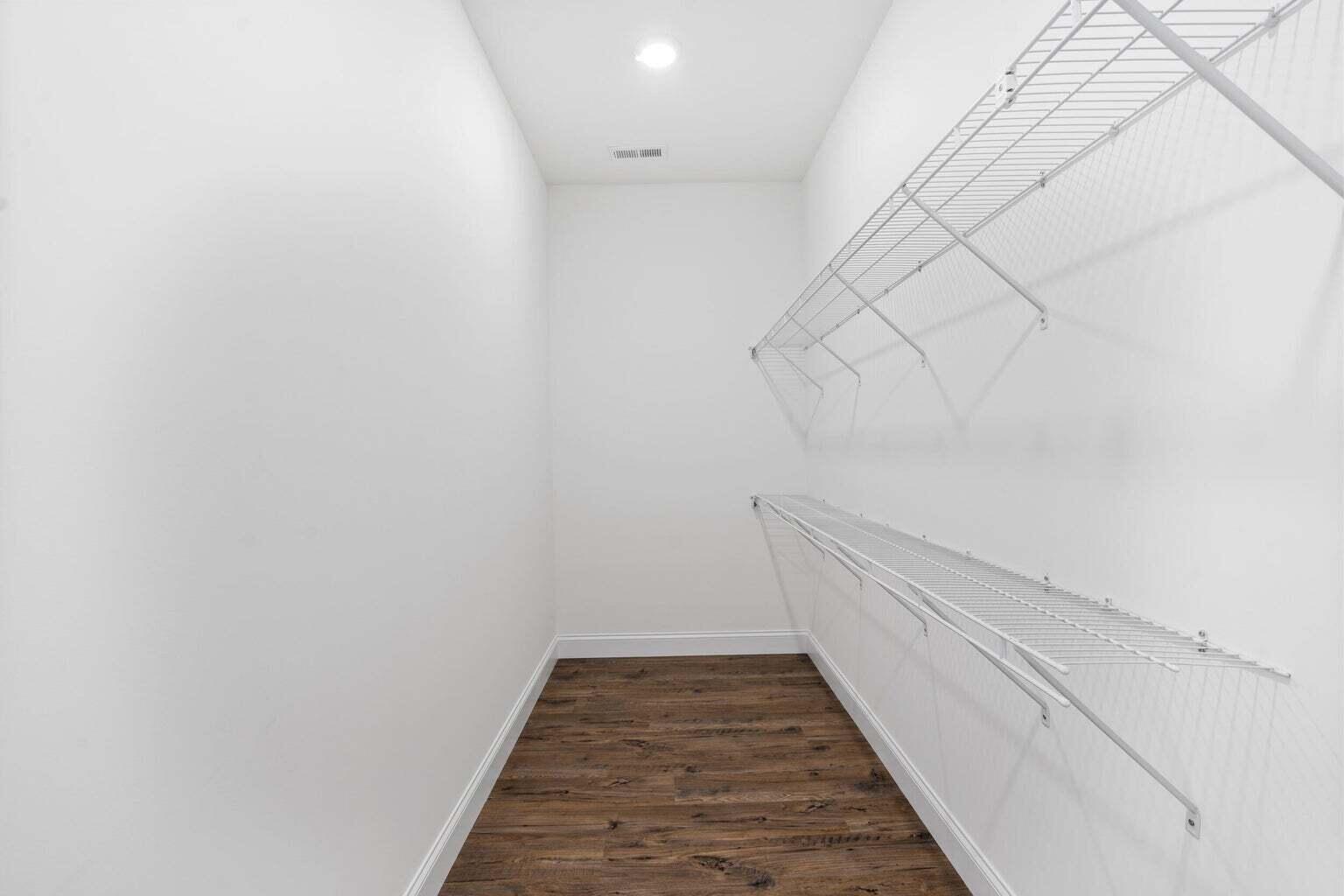 1911 Property Photo 39