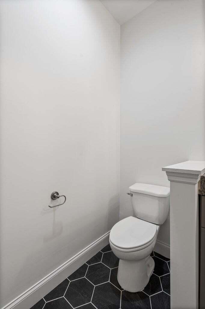 1911 Property Photo 42