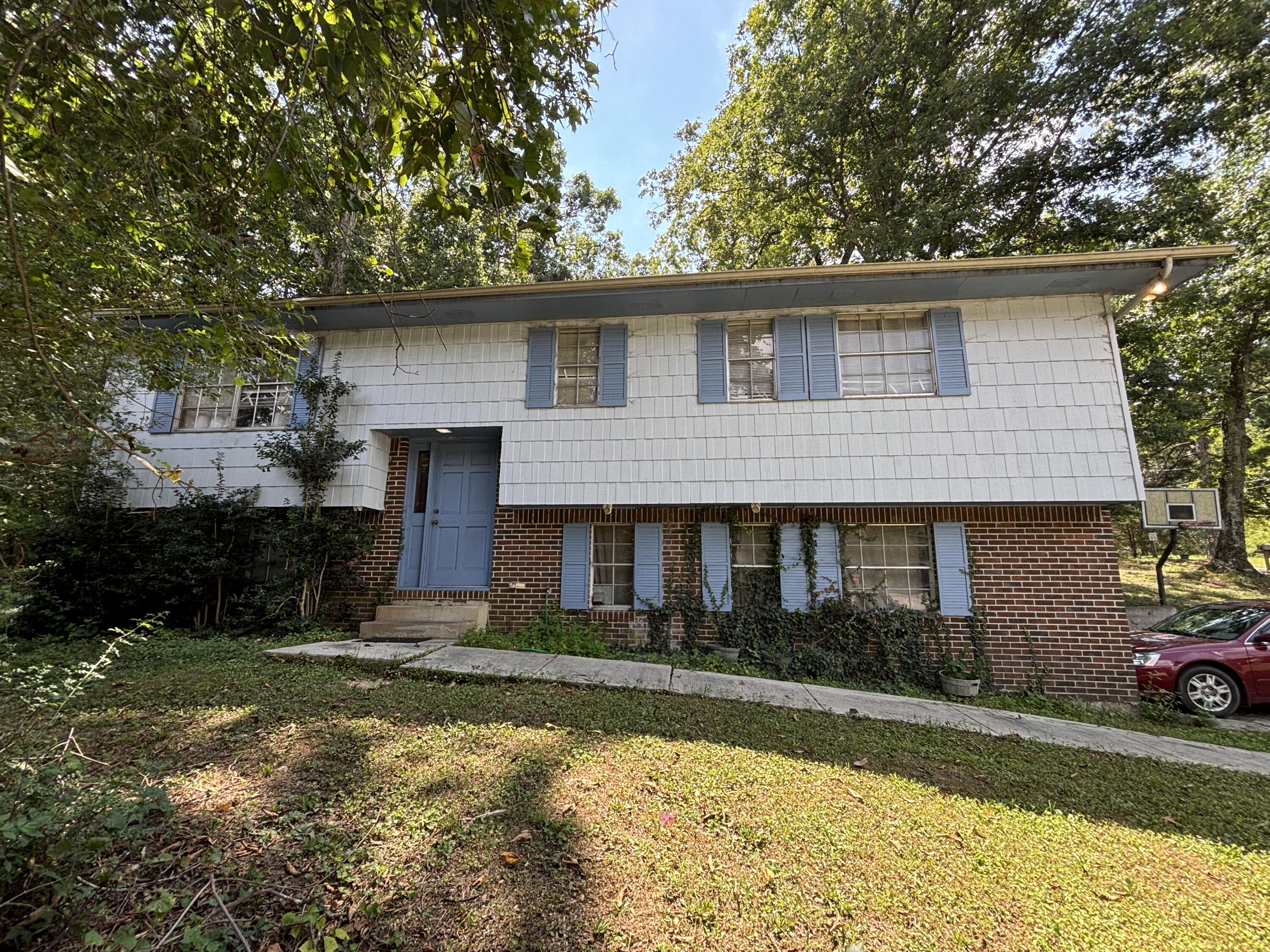9524 Fuller Road Property Photo 1