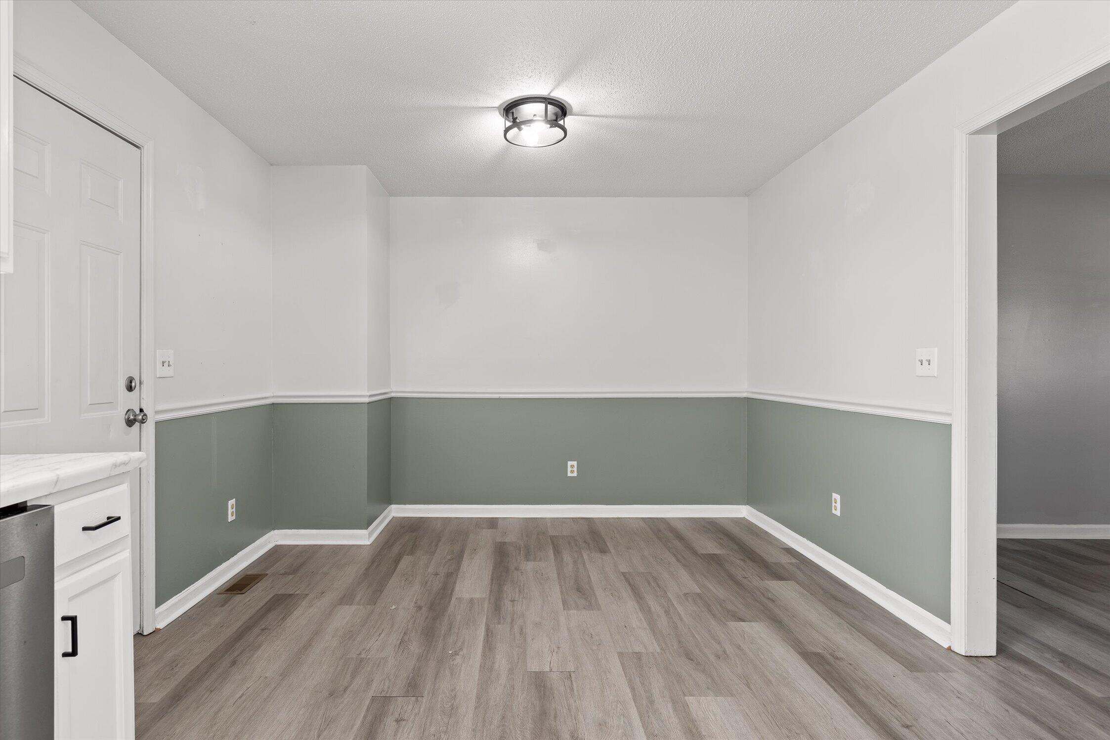 38 Davis Road Property Photo 12