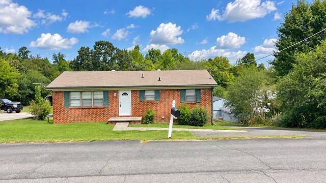 1645 Falcon Drive Se Property Photo 1