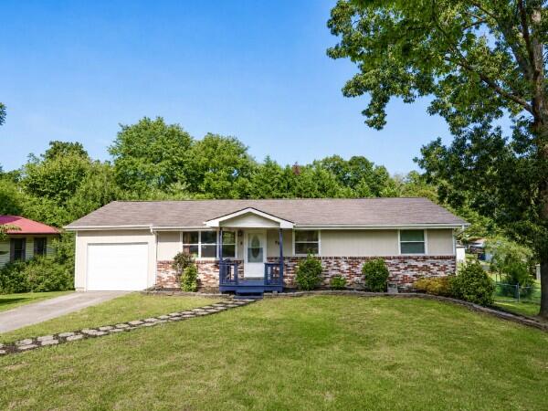 408 Se Fairview Drive Se Property Photo 1
